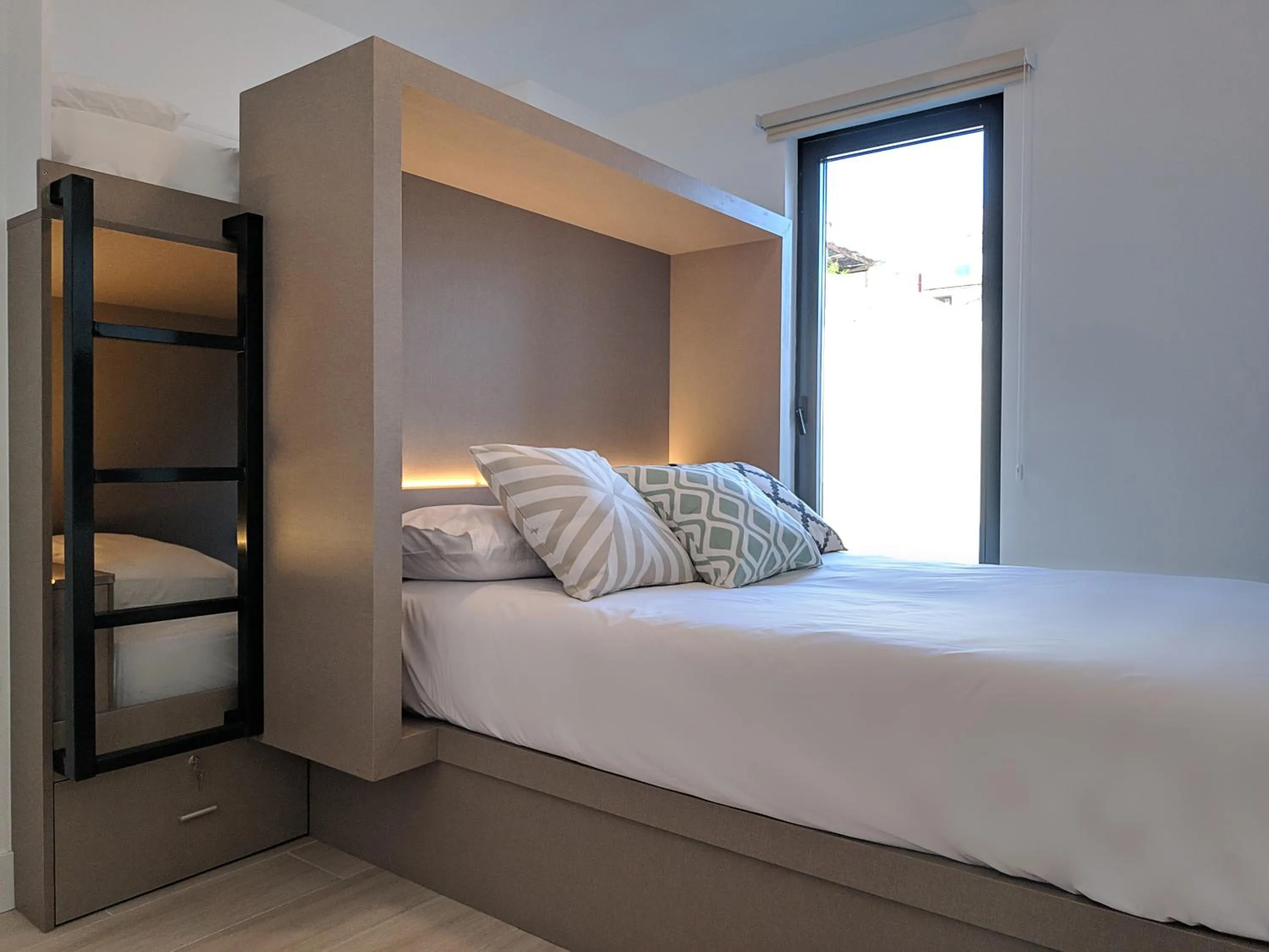Shower, Bed in Broz Hostel