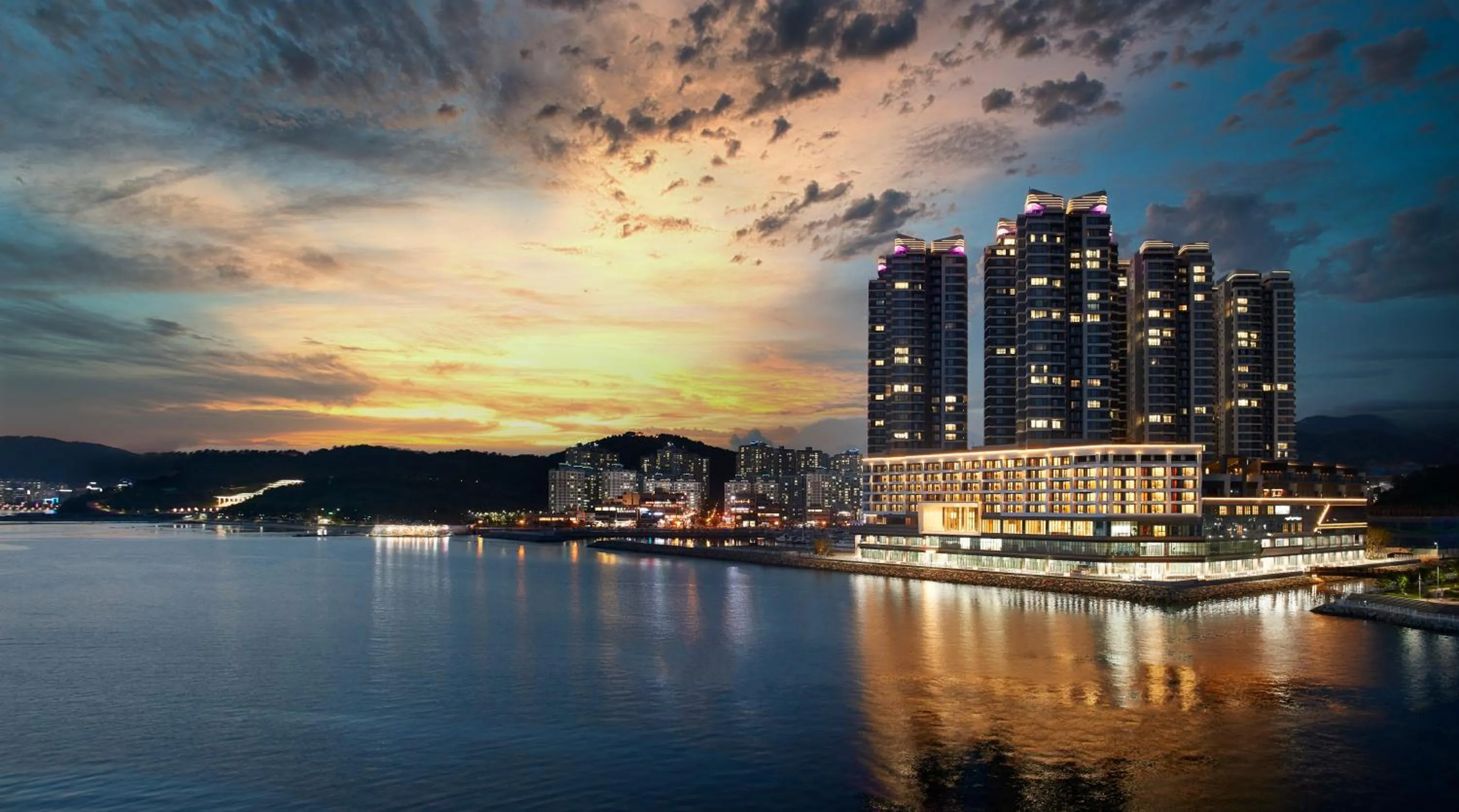 Property building in Yeosu Belle Mer