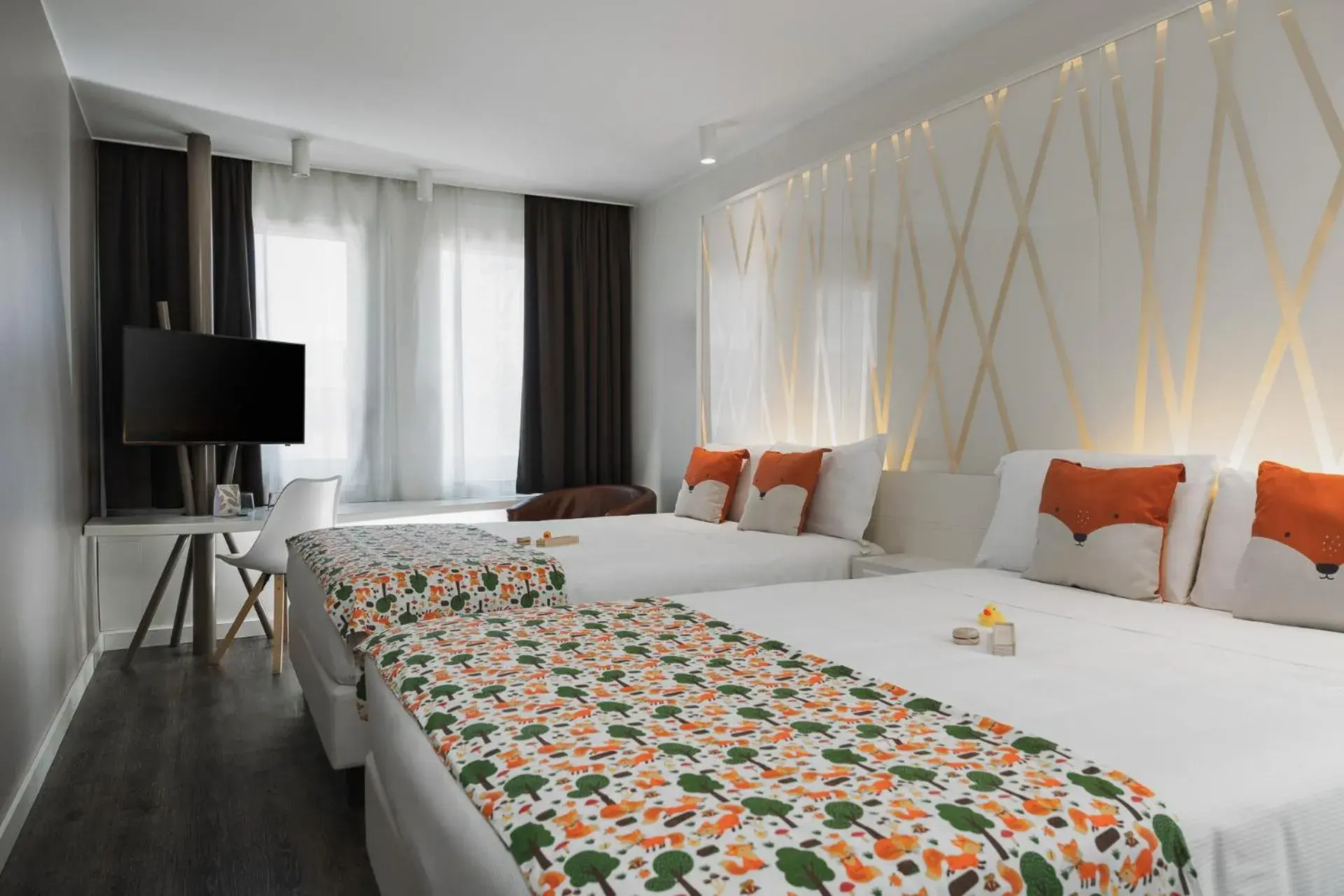 Two Bedroom Family Room in Hotel Admiral Lugano Two Bedroom Family Room in Hotel Admiral Lugano