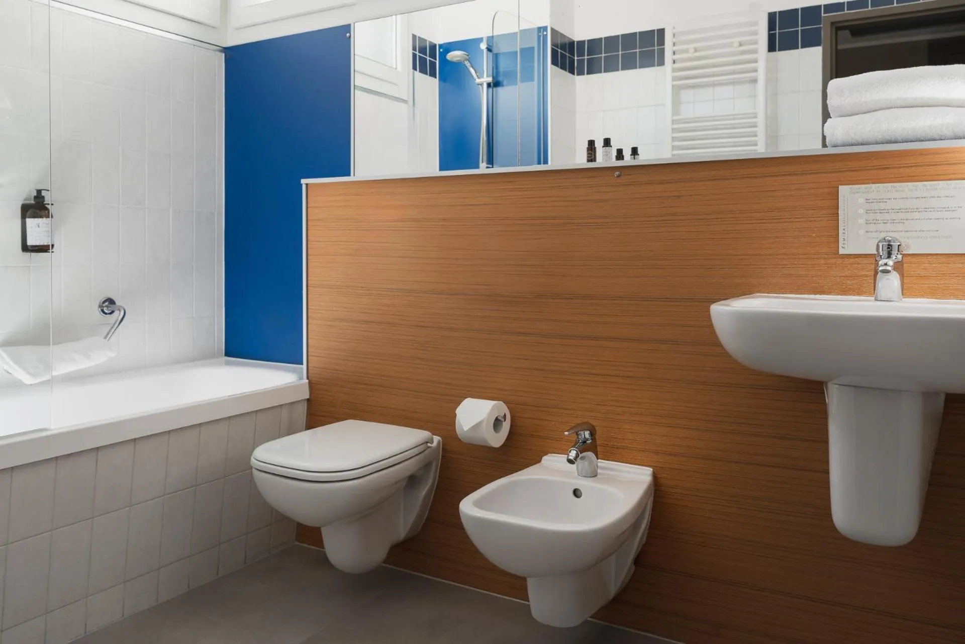 Shower in Hotel Admiral Lugano