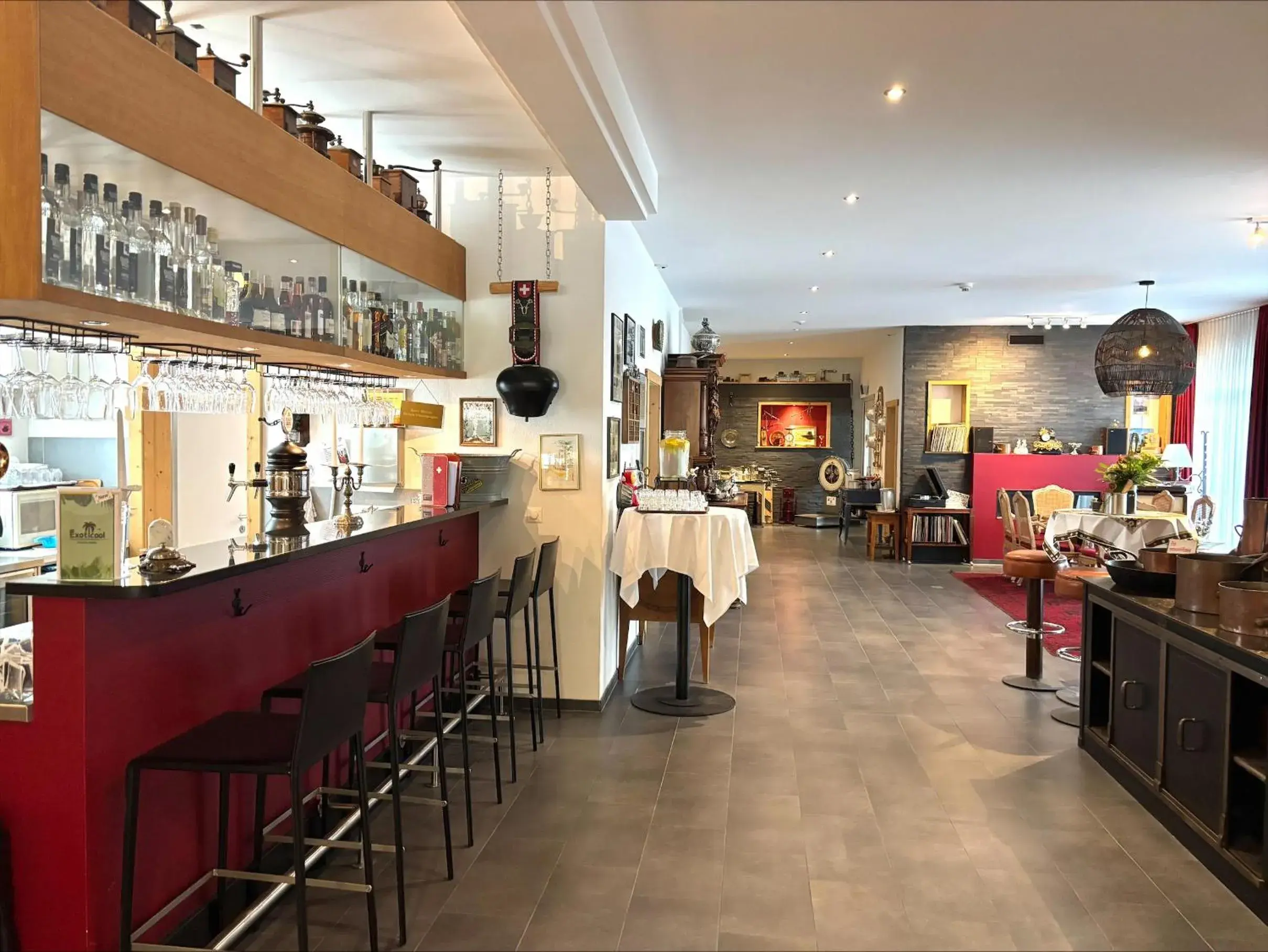 Lounge or bar in Carlton-Europe Vintage Adults Hotel Lounge or bar in Carlton-Europe Vintage Adults Hotel