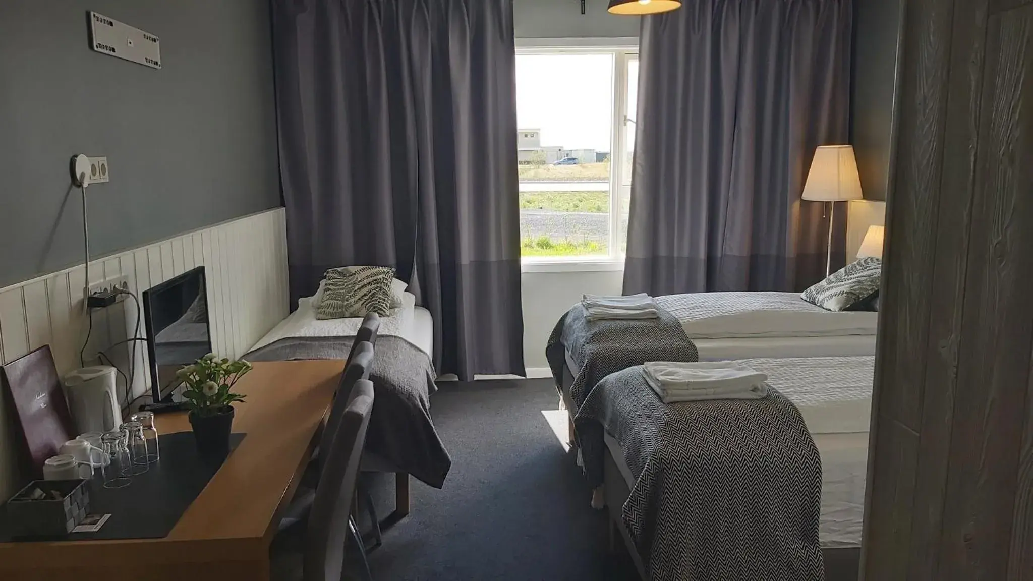 Superior Triple Room in Hotel Kanslarinn Hella Superior Triple Room in Hotel Kanslarinn Hella