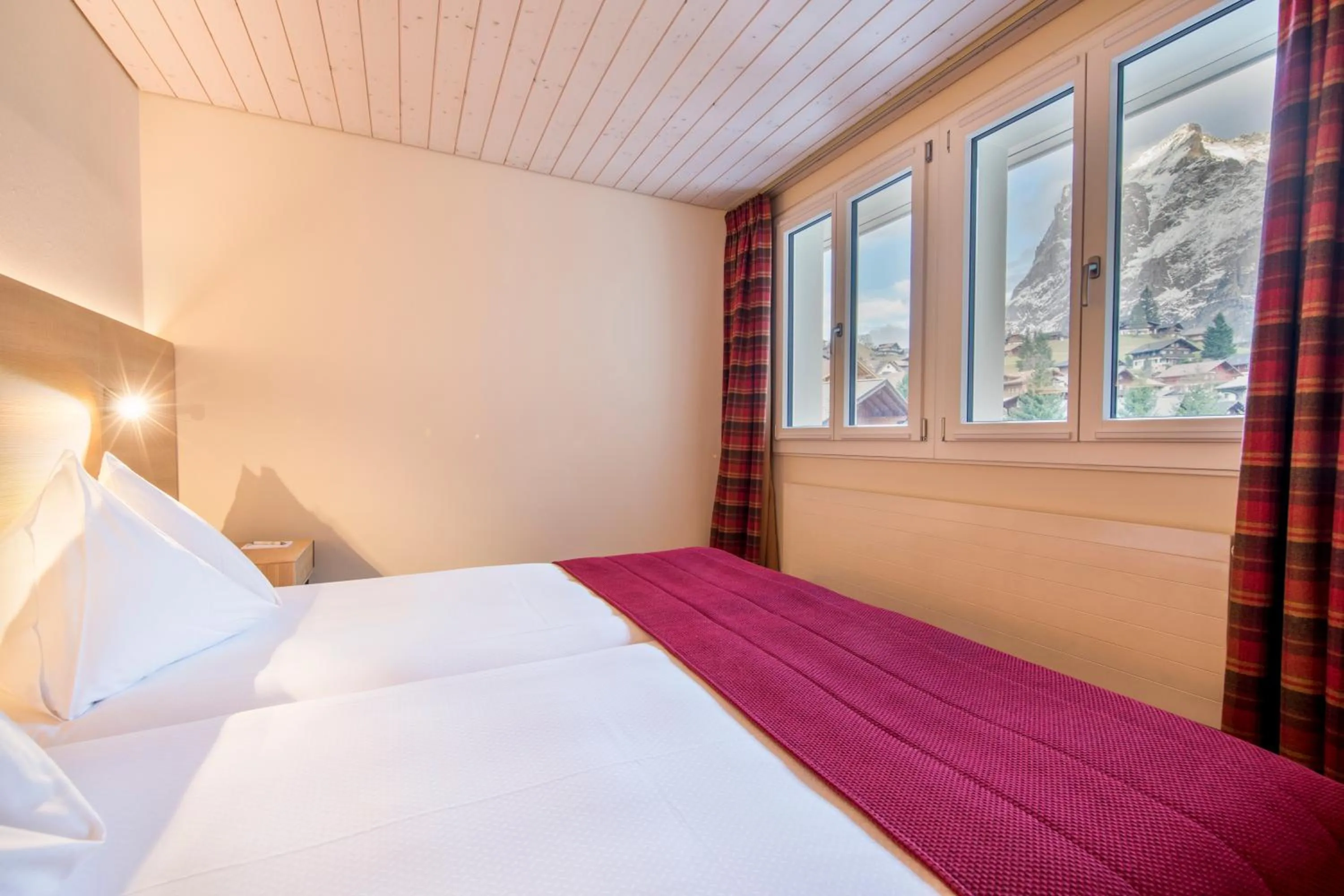 Bed in Hotel Kreuz & Post Grindelwald