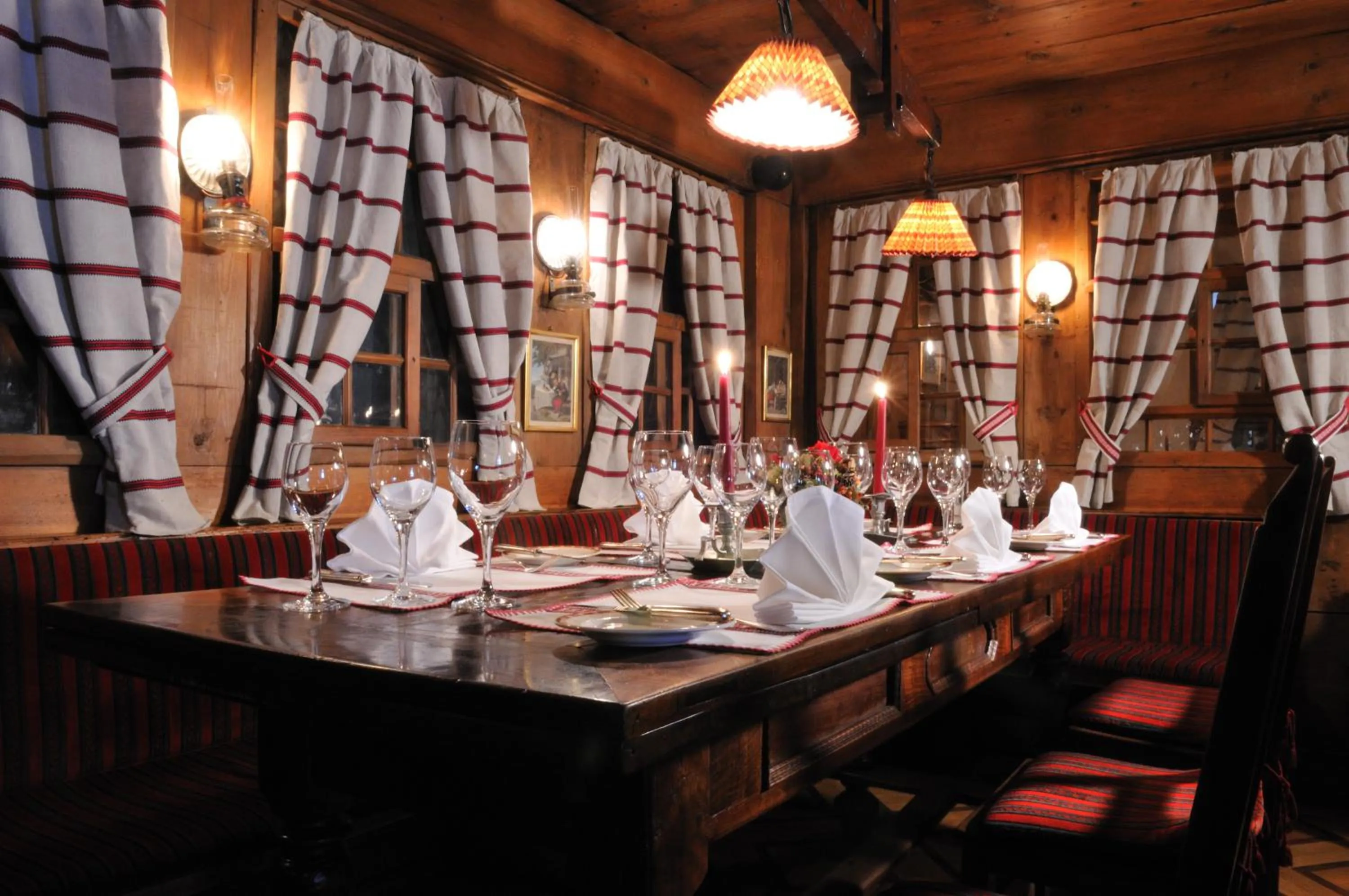 Restaurant/places to eat in Hotel Kreuz & Post Grindelwald