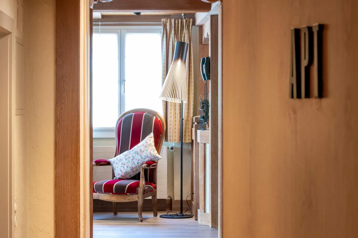 Photo of the whole room, Bed in Hotel Kreuz & Post Grindelwald