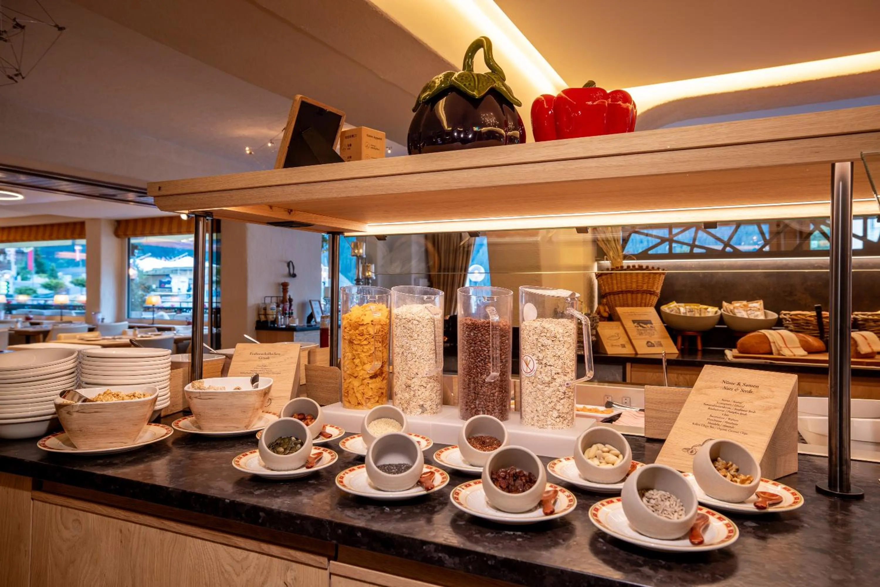 Buffet breakfast in Hotel Kreuz & Post Grindelwald