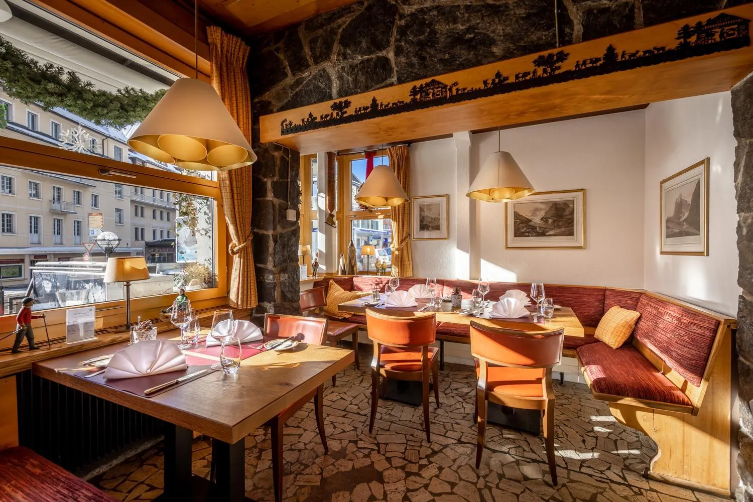 Restaurant/places to eat in Hotel Kreuz & Post Grindelwald