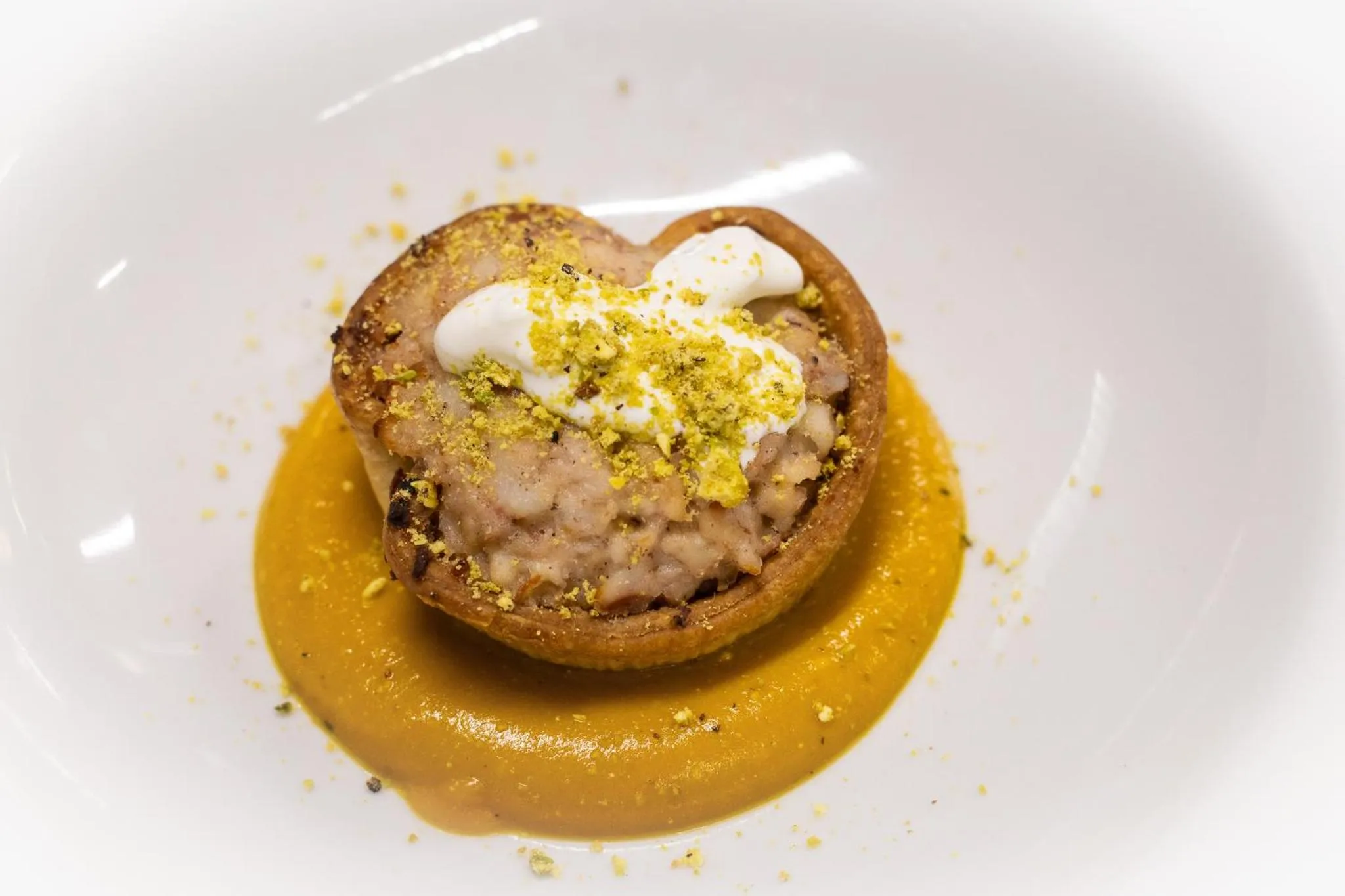 Restaurant/places to eat in Hotel Paradiso