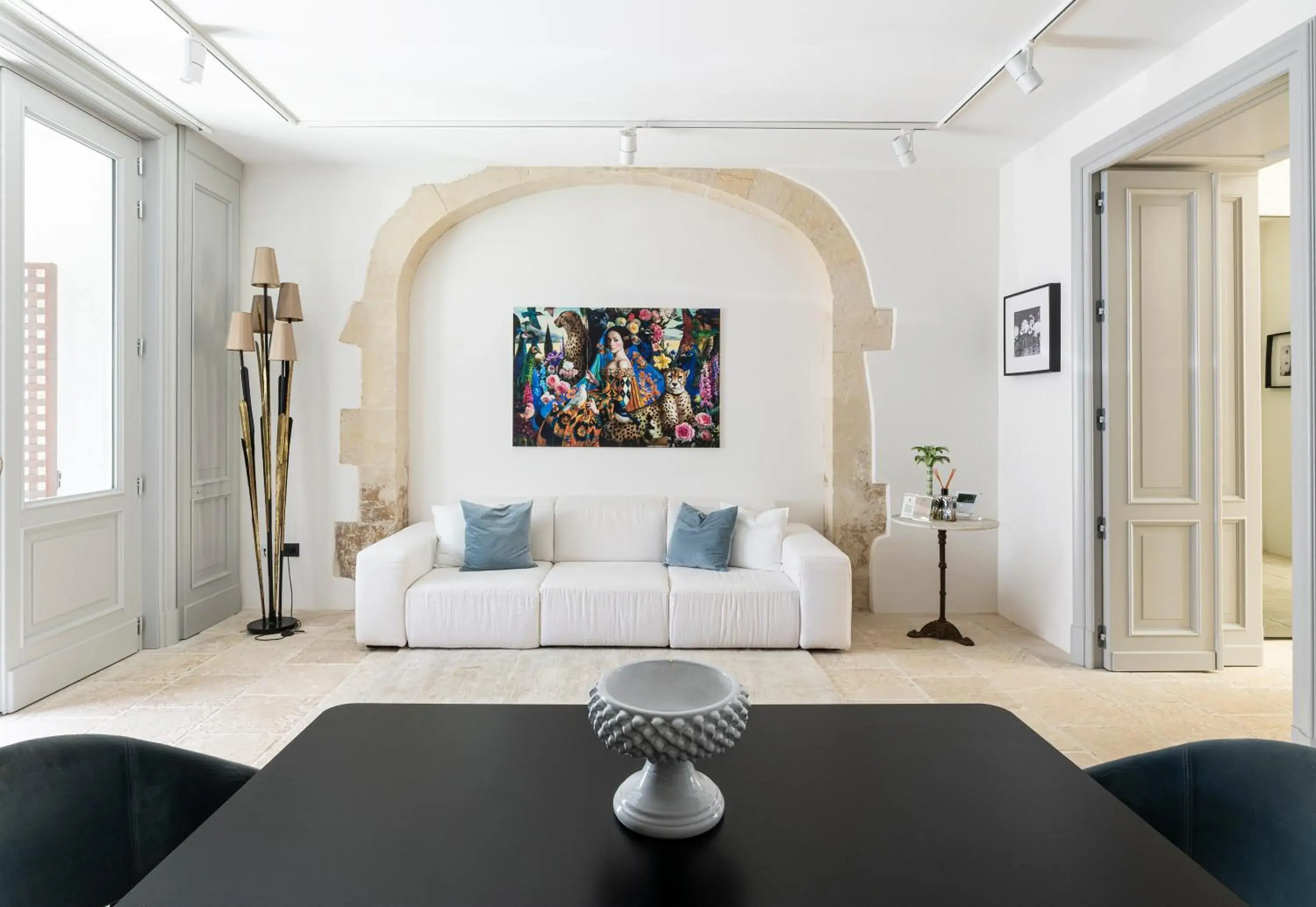 Living room, Bed in La Dépendance Hotel Living room, Bed in La Dépendance Hotel