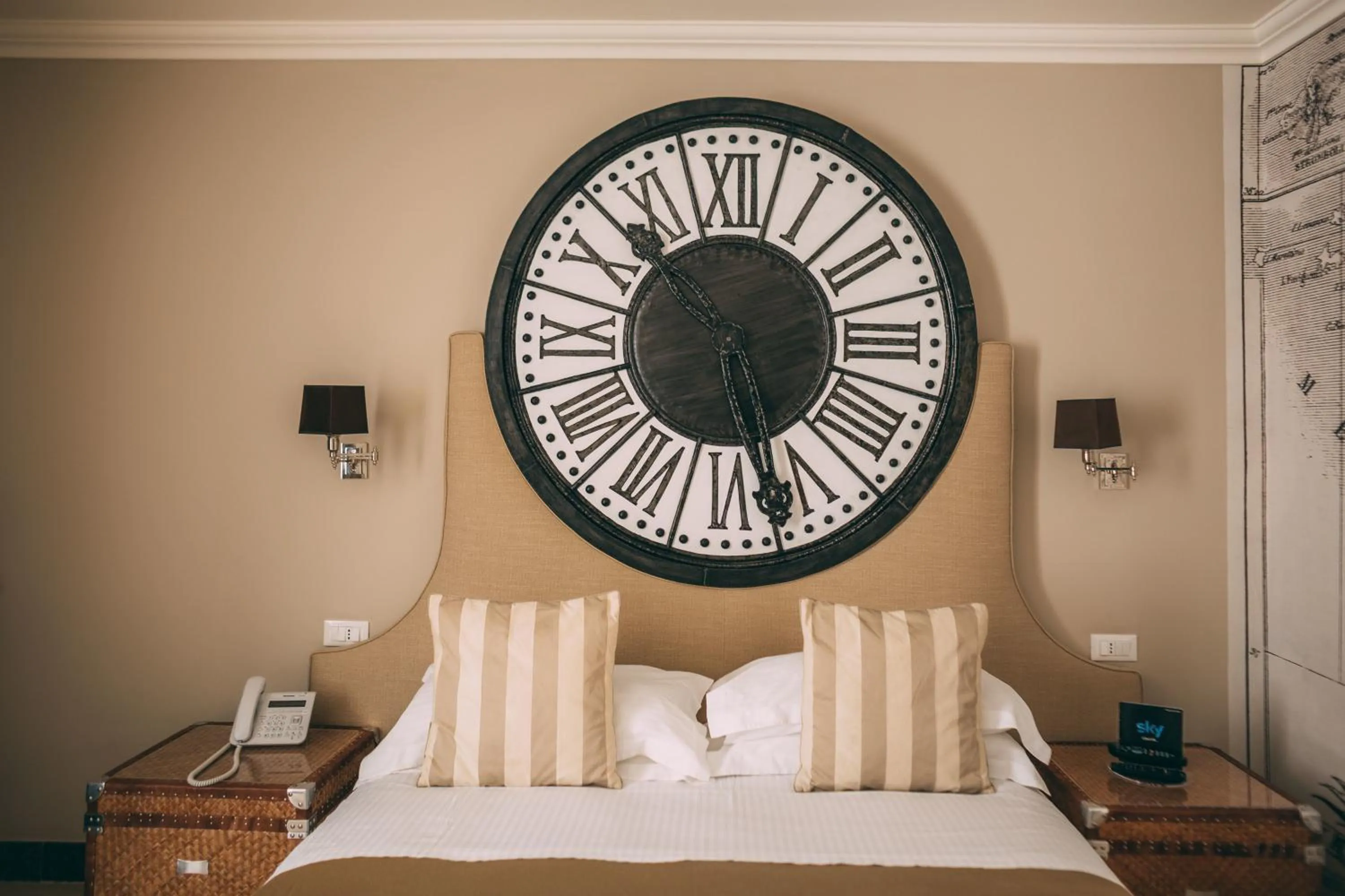 Bed in La Dépendance Hotel