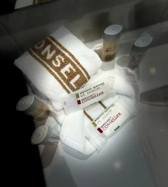 Bathroom in Aparthotel El Serch