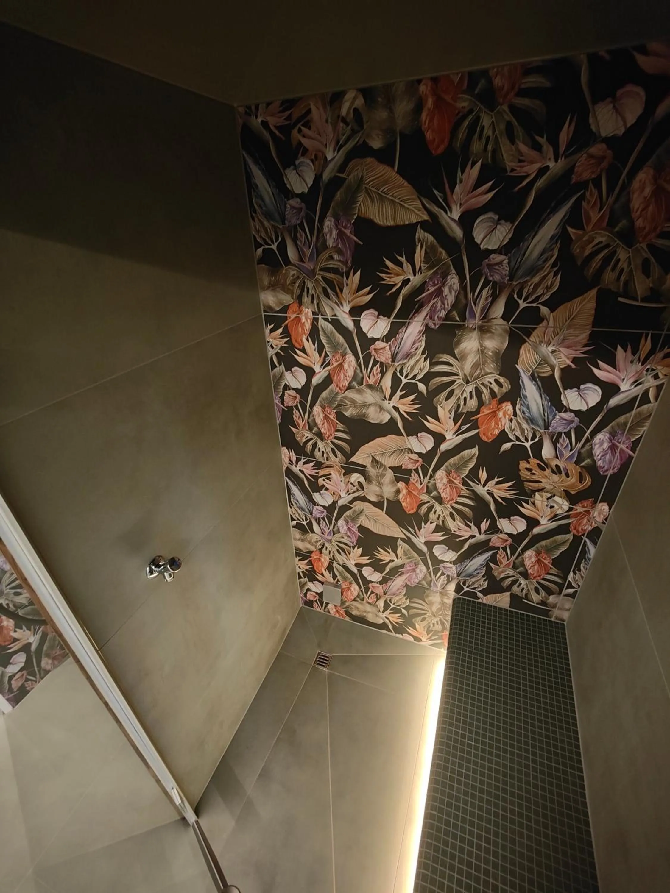 Steam room in Boutique Hotel Bellevue