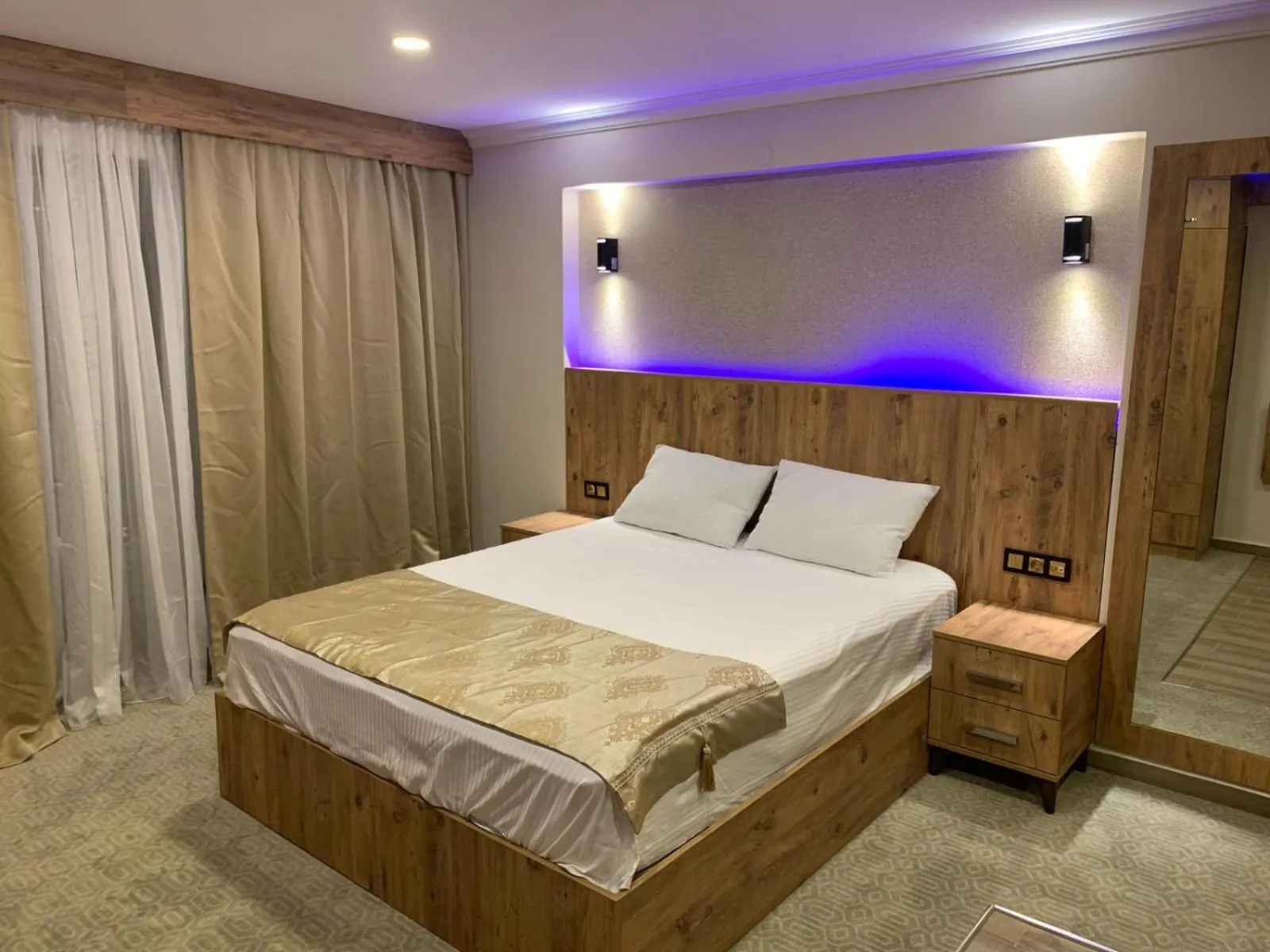 Bed in NOUR SUITE & RESIDENCE