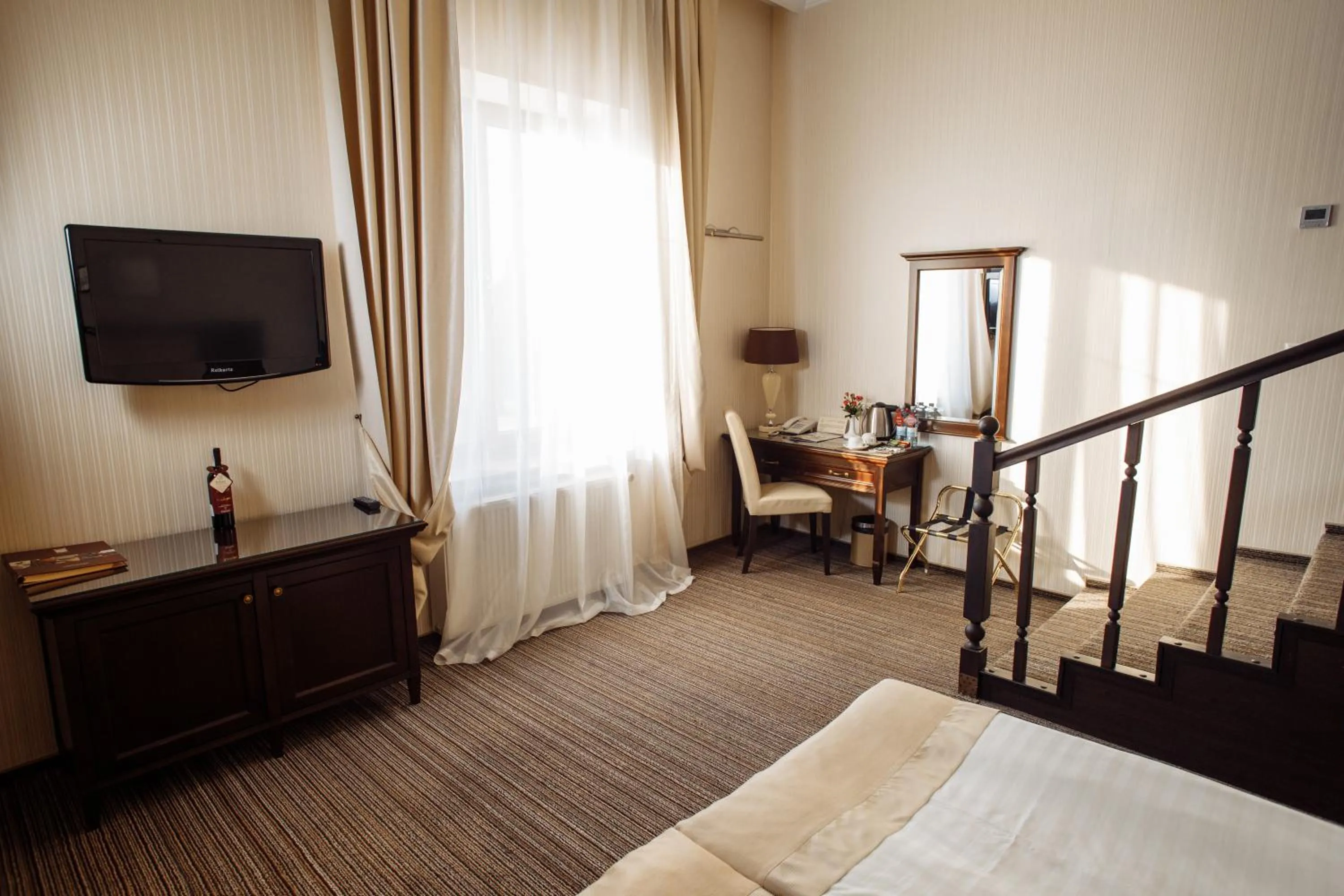 Photo of the whole room, Bed in Optima Collection Zhytomyr
