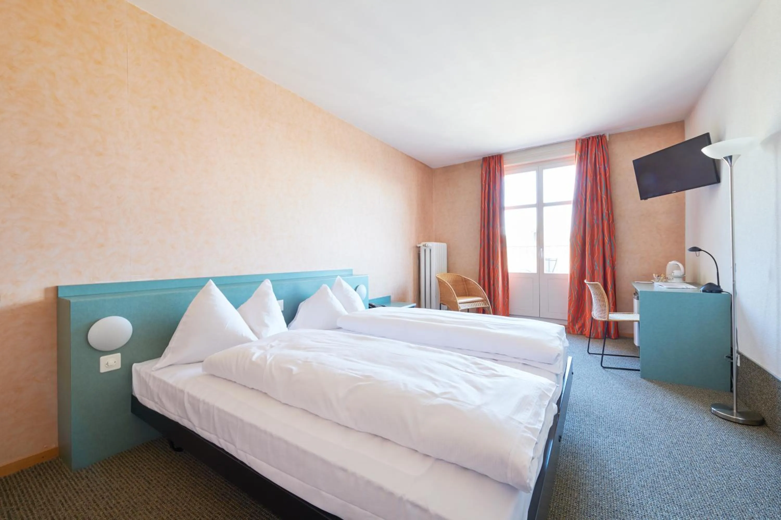 Photo of the whole room, Bed in Hotel City am Bahnhof