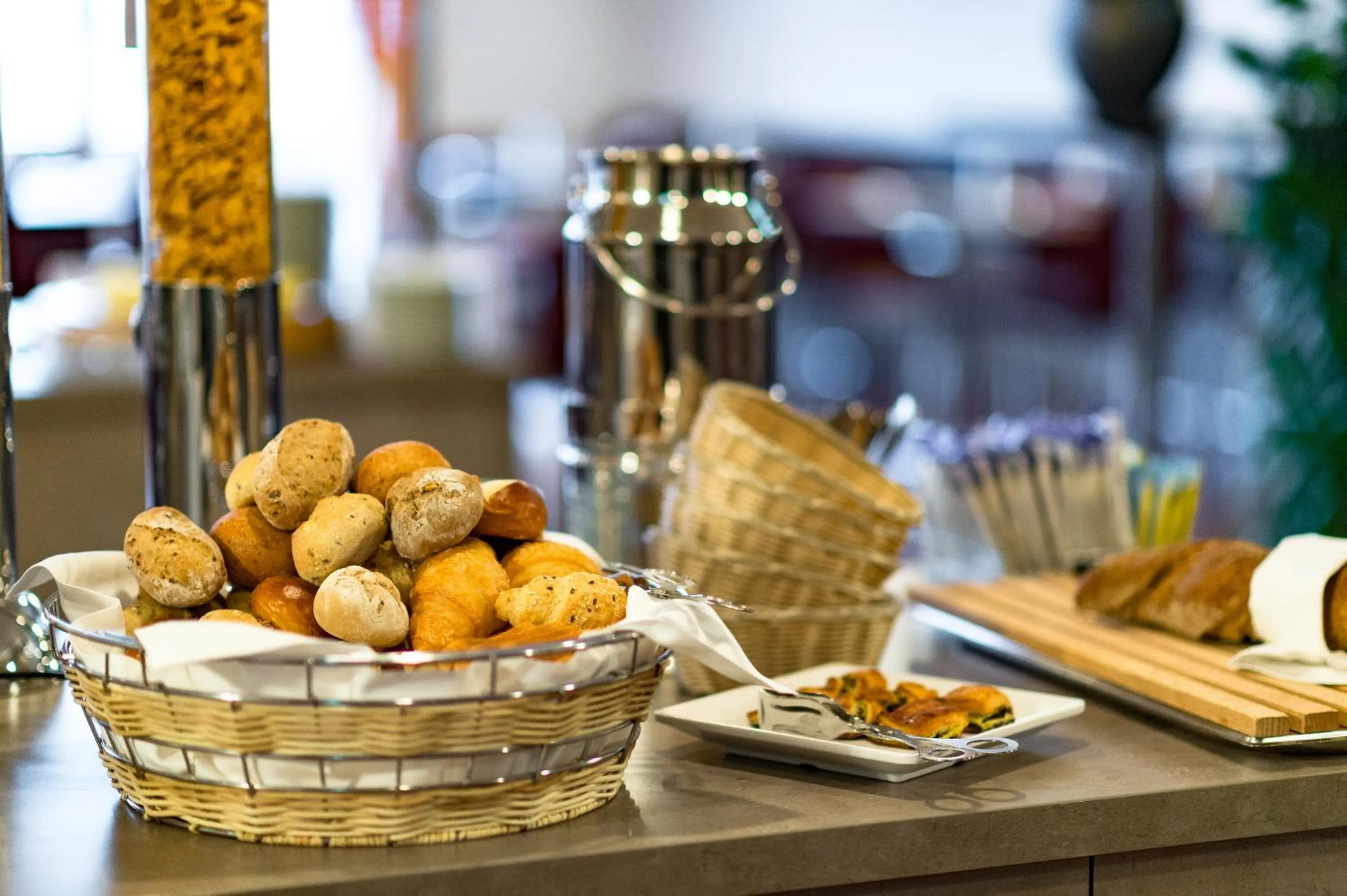 Restaurant/places to eat in Hotel Sternen Oerlikon