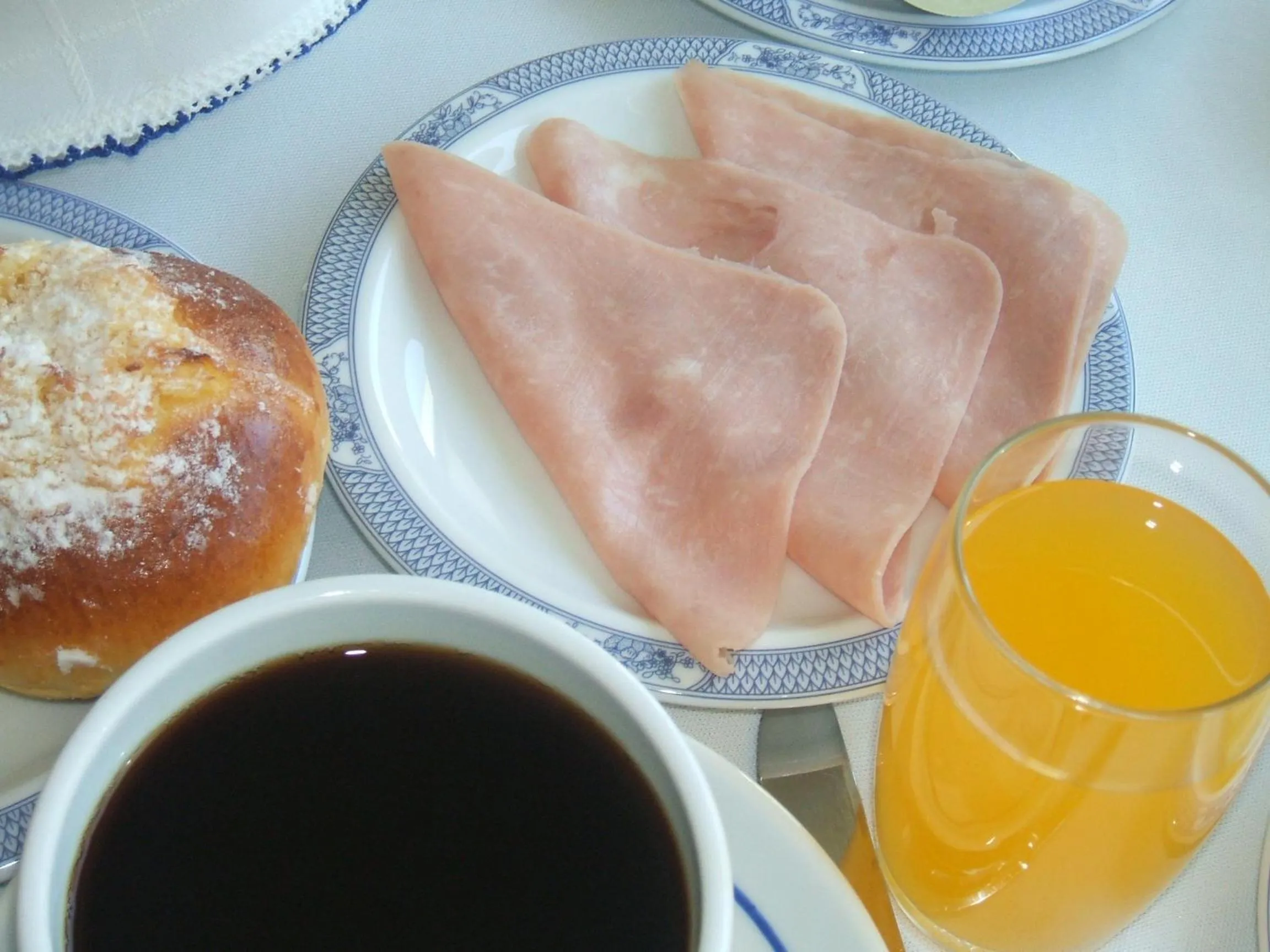 Food and drinks in Ribeiro Hotel