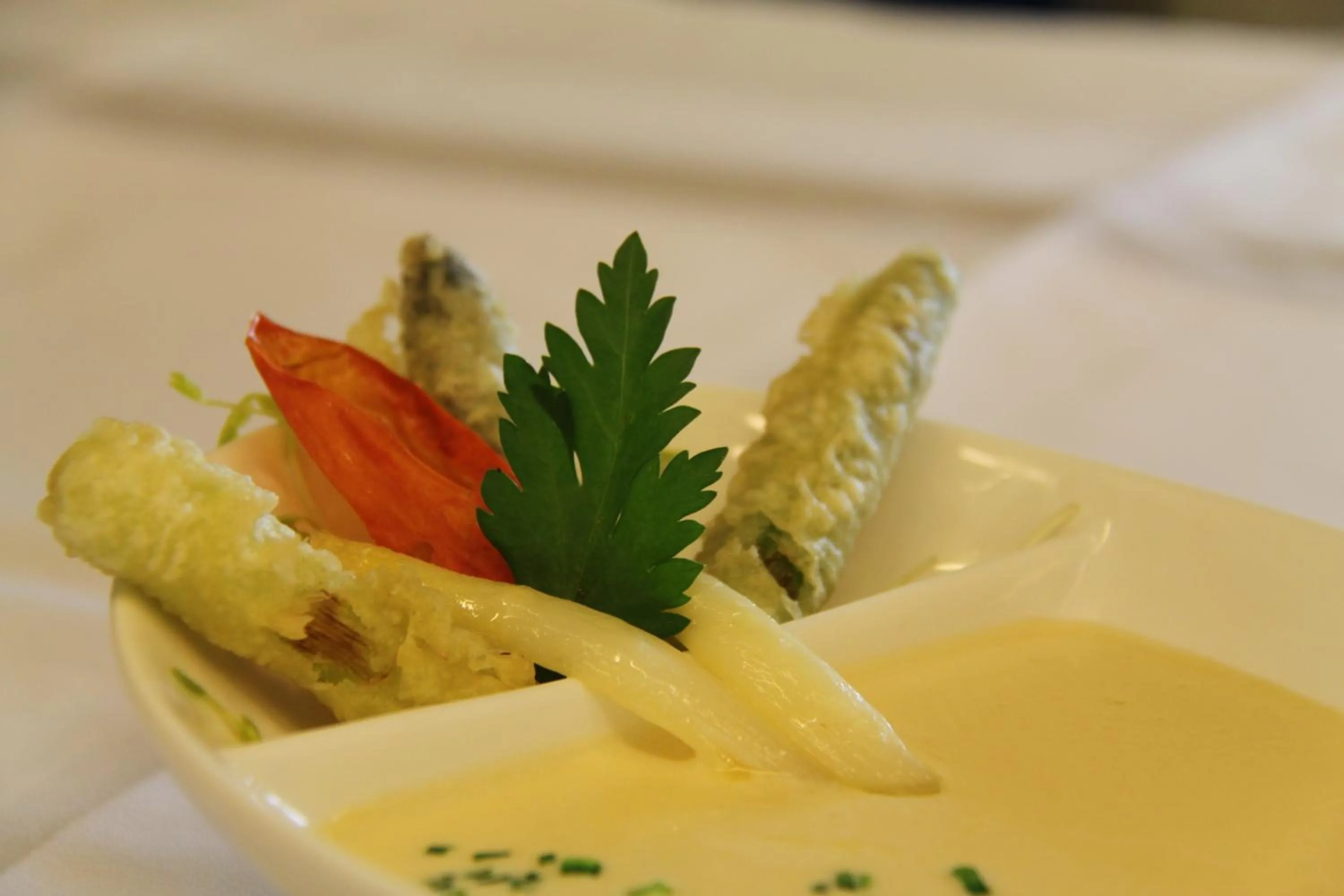 Food and drinks in Hotel Ambassador