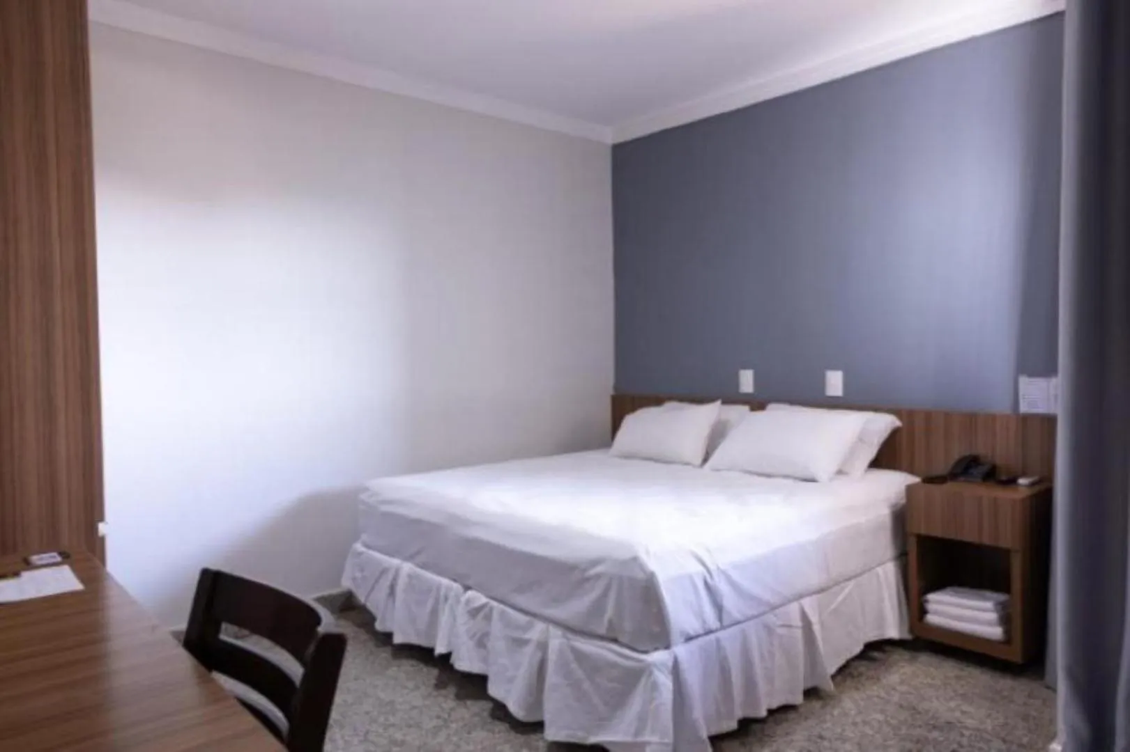 Bedroom, Bed in BOMBONATO HOTEL - Fácil Acesso ao Aeroporto e parque de Exposições ABCZ