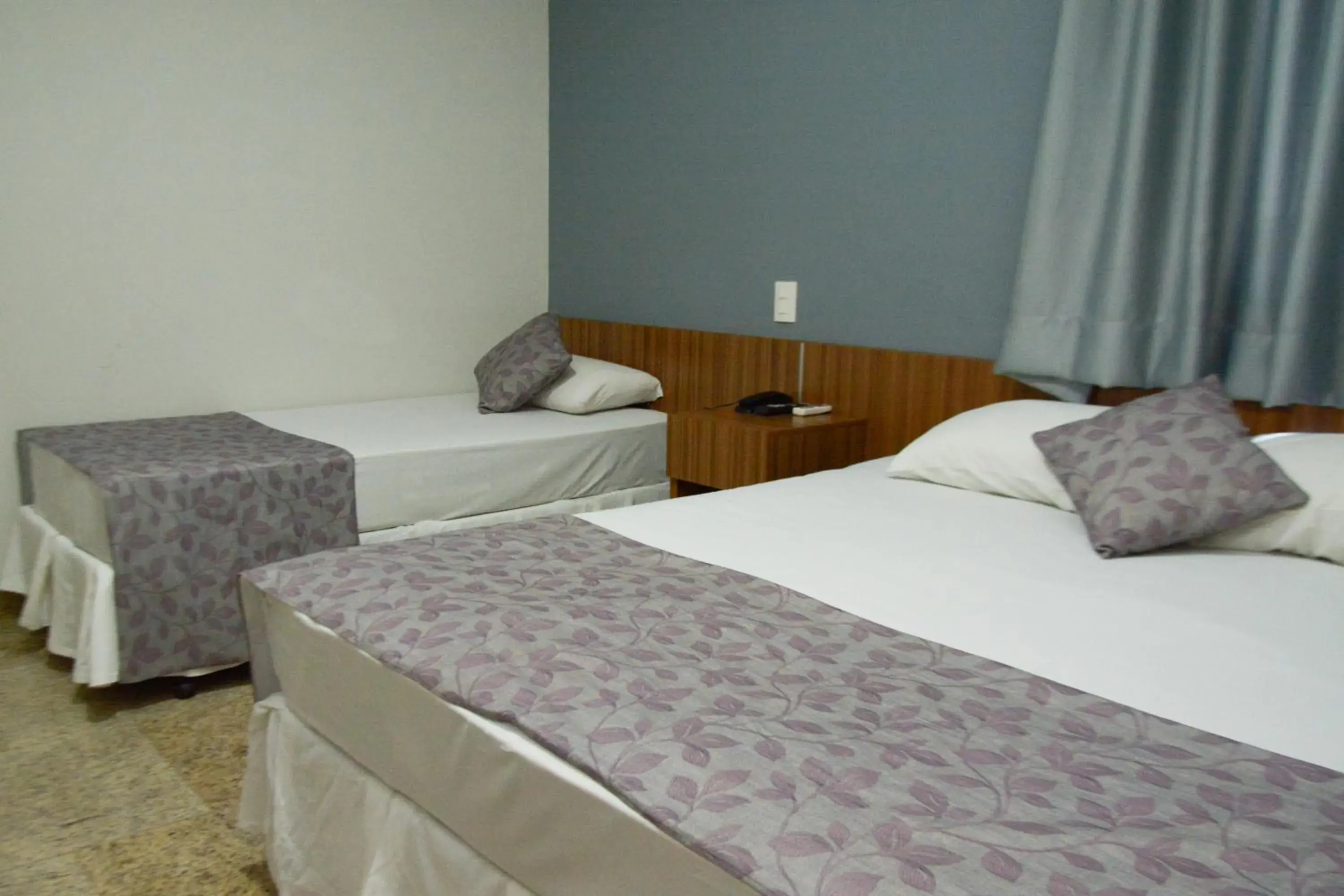 Family Room with Bathroom - single occupancy in BOMBONATO HOTEL - Fácil Acesso ao Aeroporto e parque de Exposições ABCZ Family Room with Bathroom - single occupancy in BOMBONATO HOTEL - Fácil Acesso ao Aeroporto e parque de Exposições ABCZ