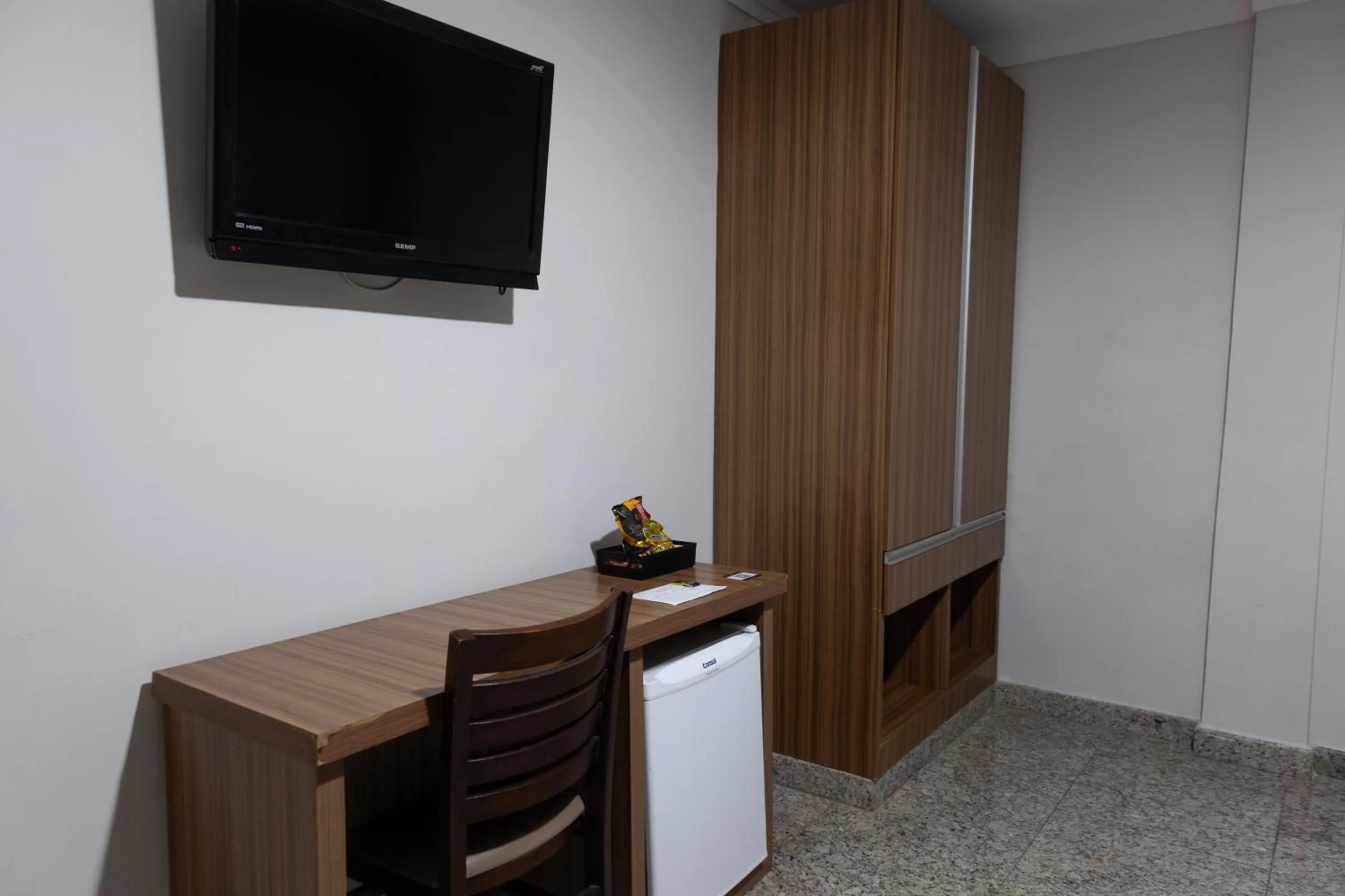 Bedroom in BOMBONATO HOTEL - Fácil Acesso ao Aeroporto e parque de Exposições ABCZ