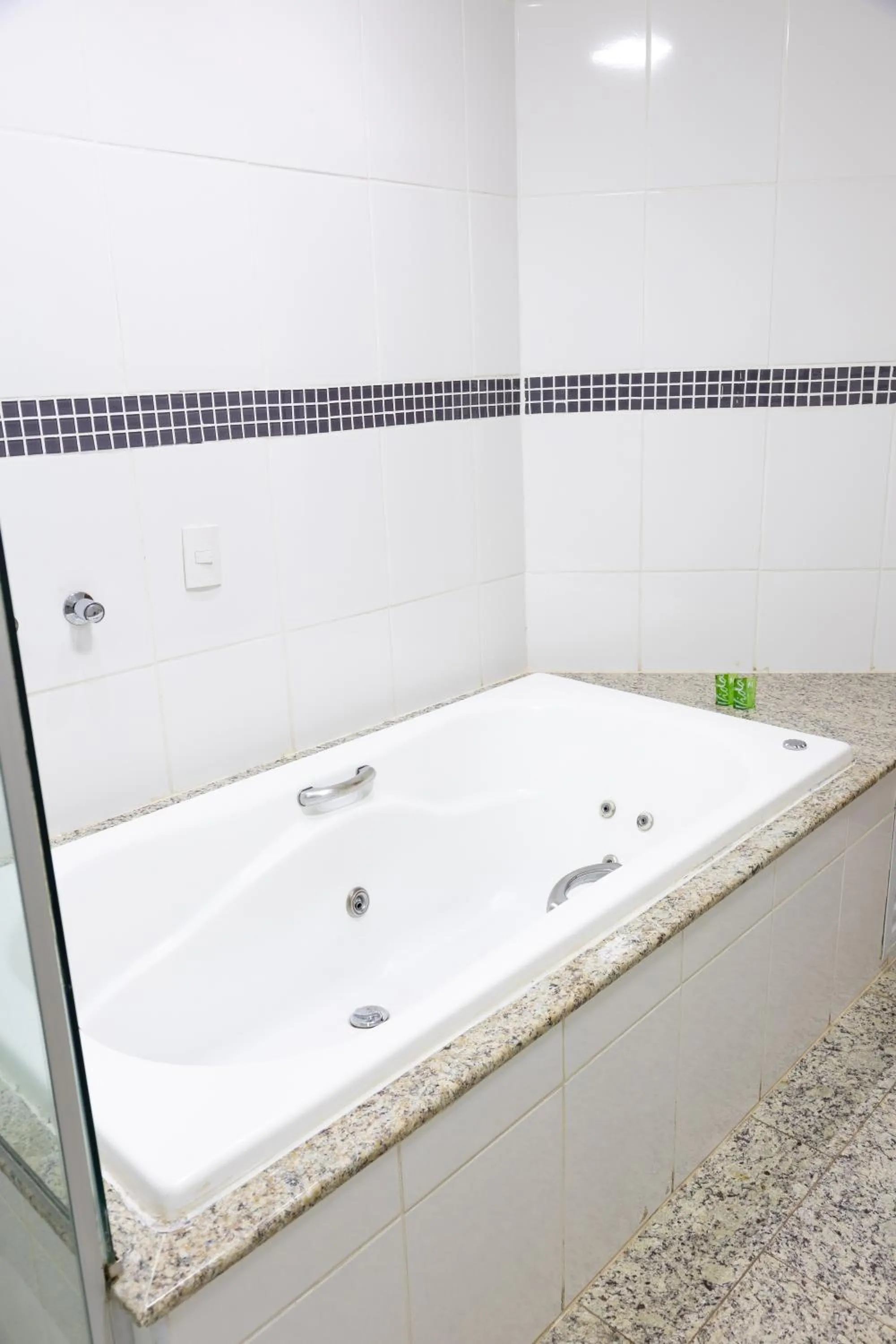 Bathroom in BOMBONATO HOTEL - Fácil Acesso ao Aeroporto e parque de Exposições ABCZ