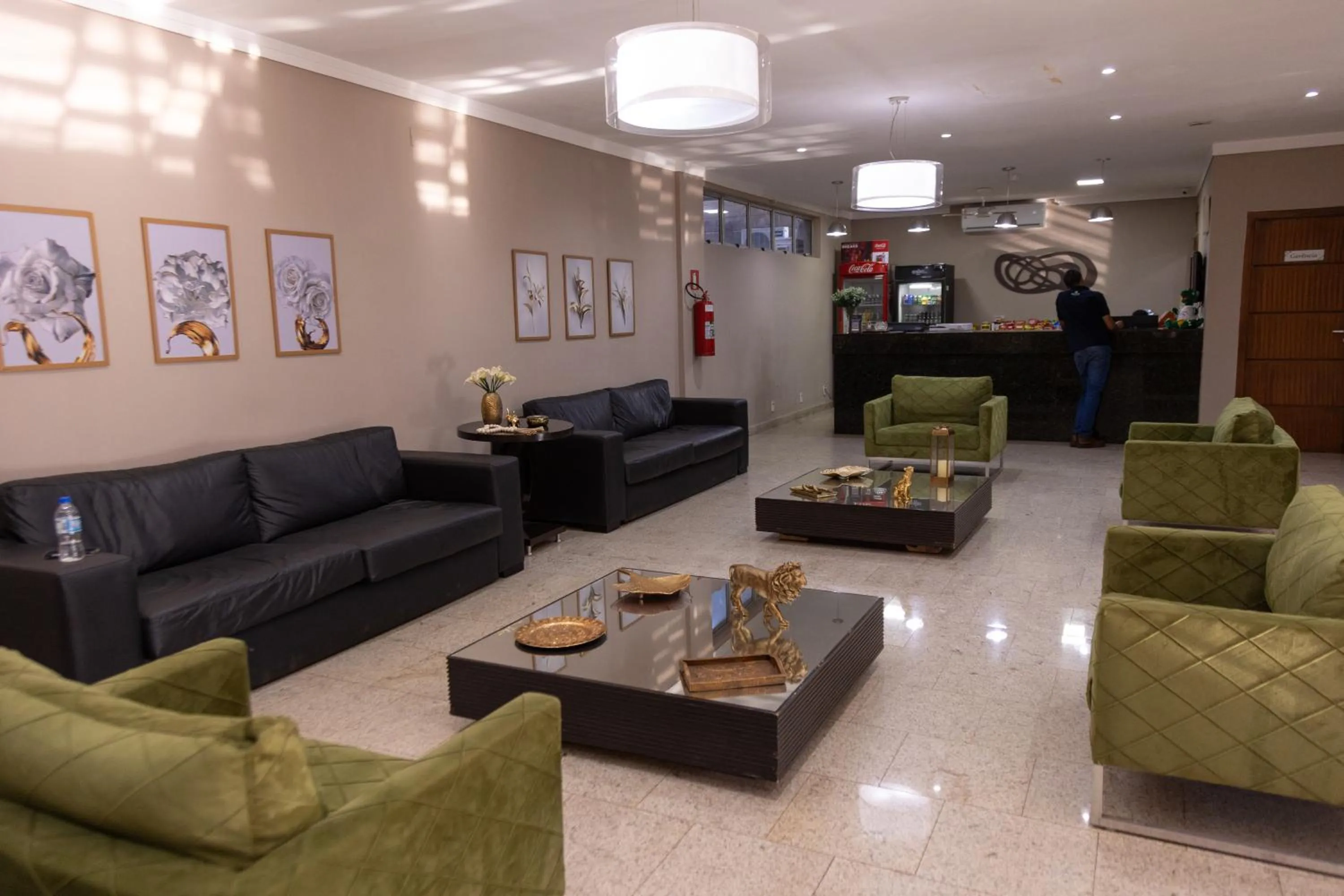 Lobby or reception in BOMBONATO HOTEL - Fácil Acesso ao Aeroporto e parque de Exposições ABCZ