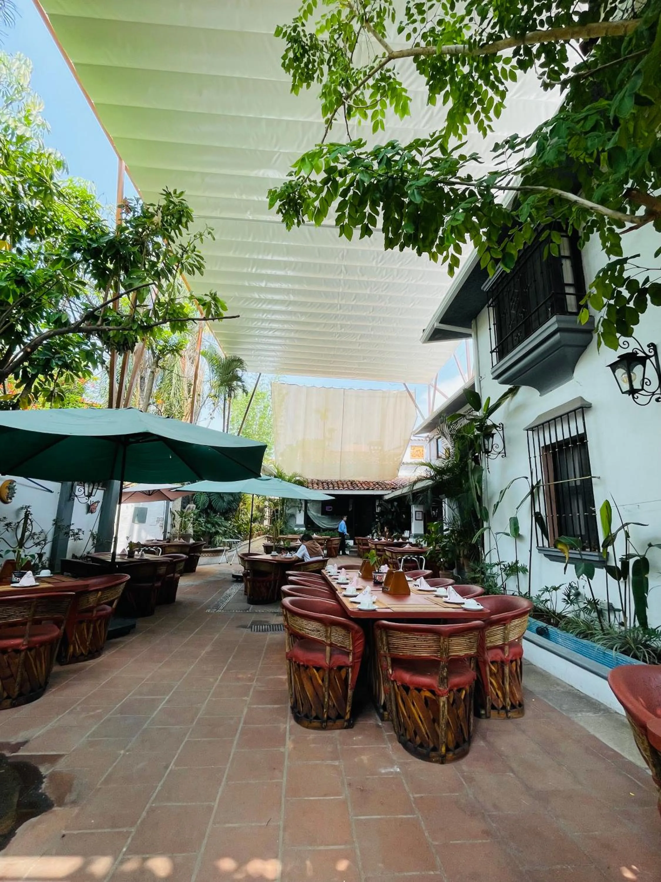 Restaurant/places to eat in Villa Bonita Les Terrasses