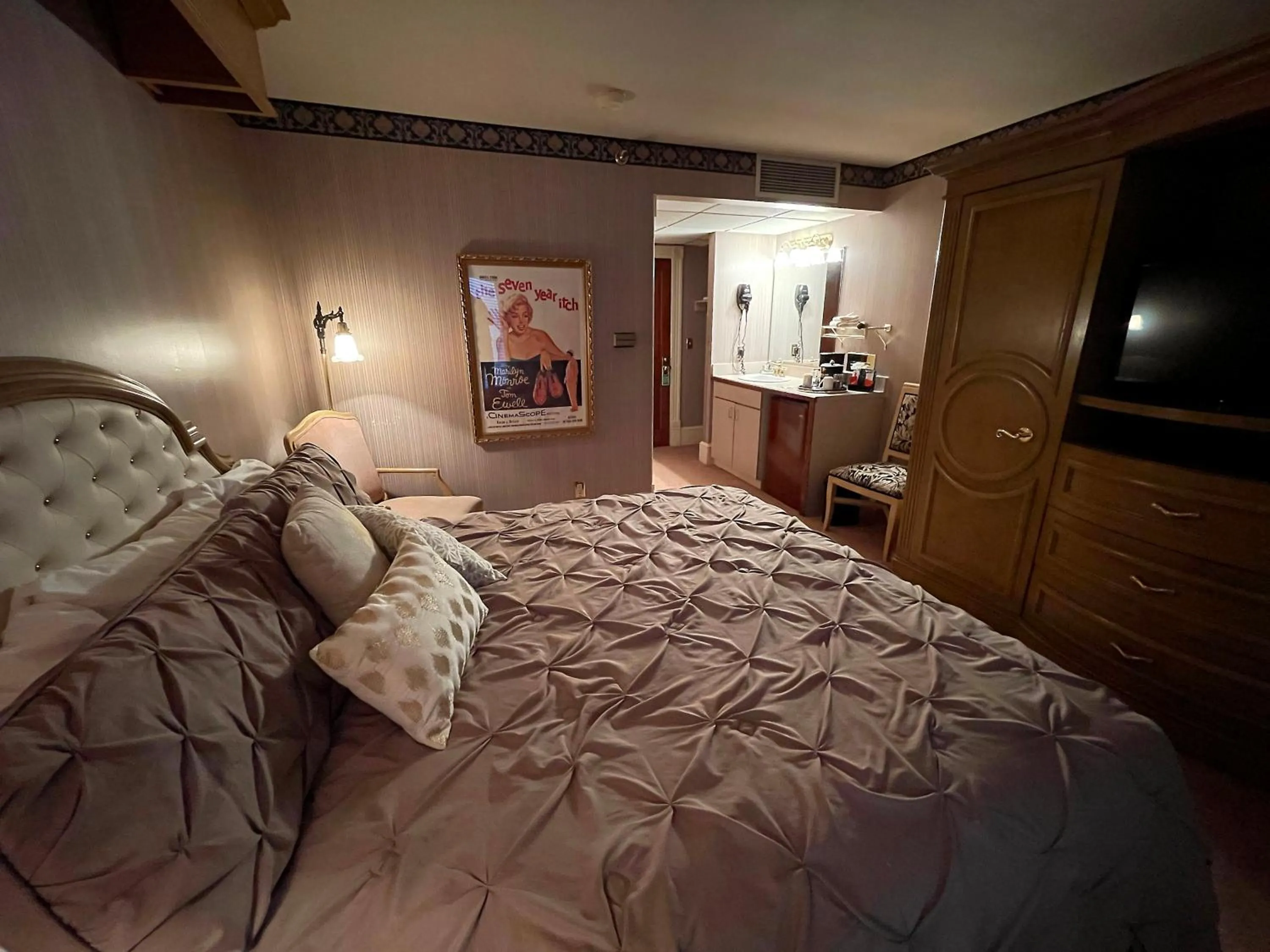 Bed in Celebrity Boutique Hotel
