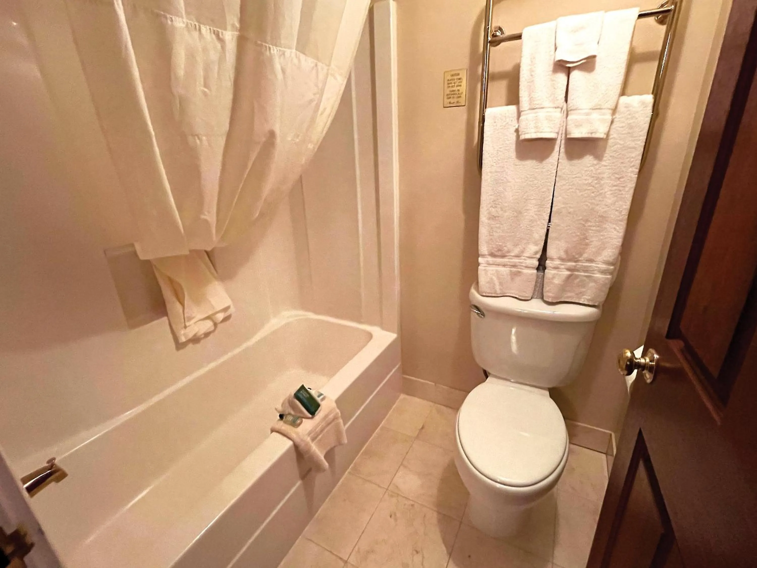 Celebrity Boutique Hotel