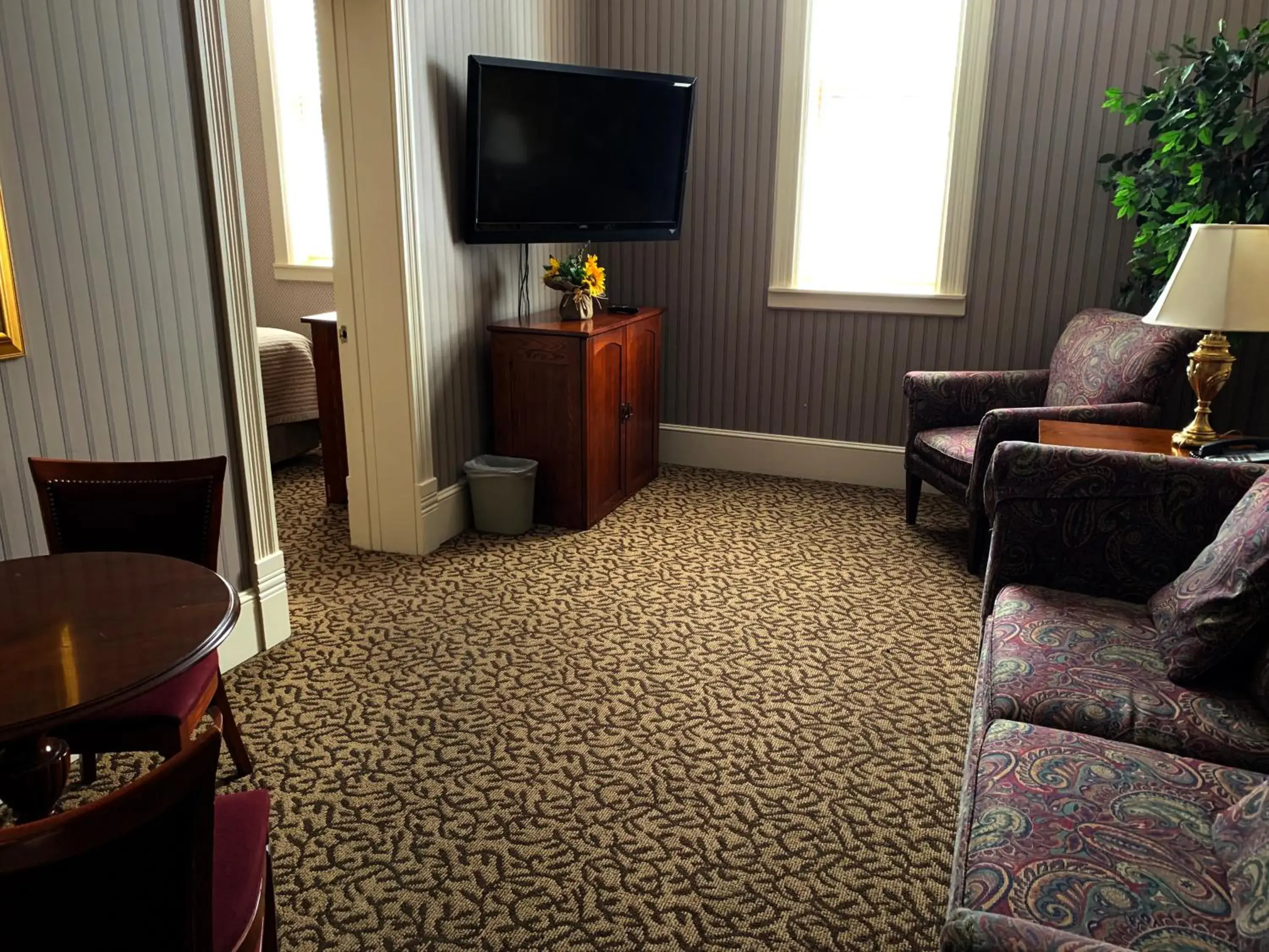 One-Bedroom Suite in Celebrity Boutique Hotel One-Bedroom Suite in Celebrity Boutique Hotel