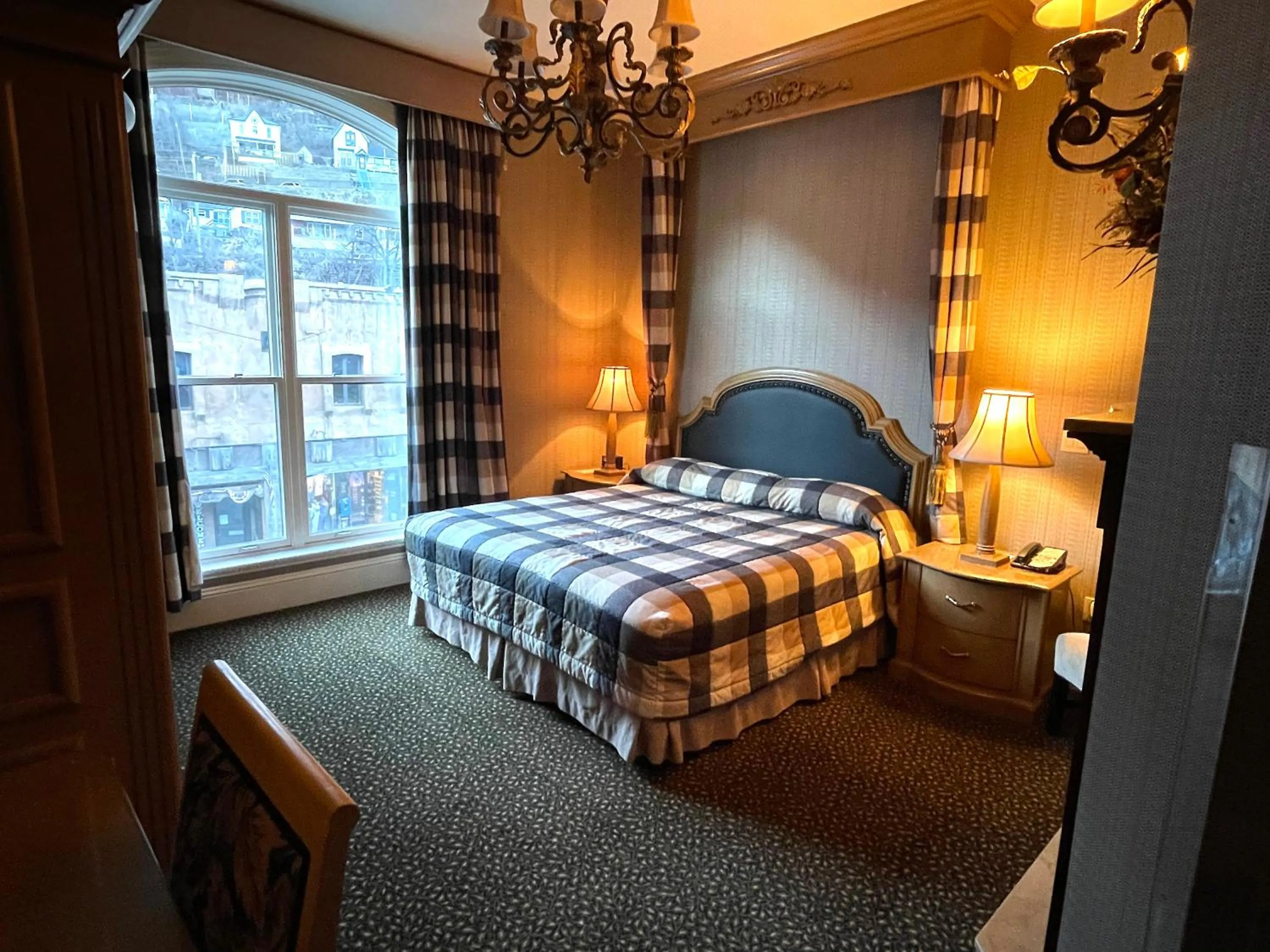 Bed in Celebrity Boutique Hotel