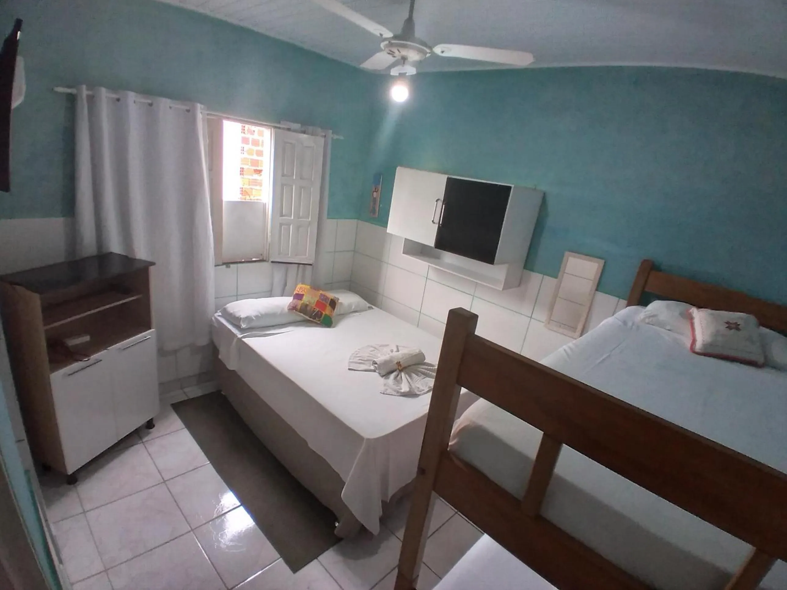 Quadruple Room with Private Bathroom in Chapada Casas da Izete