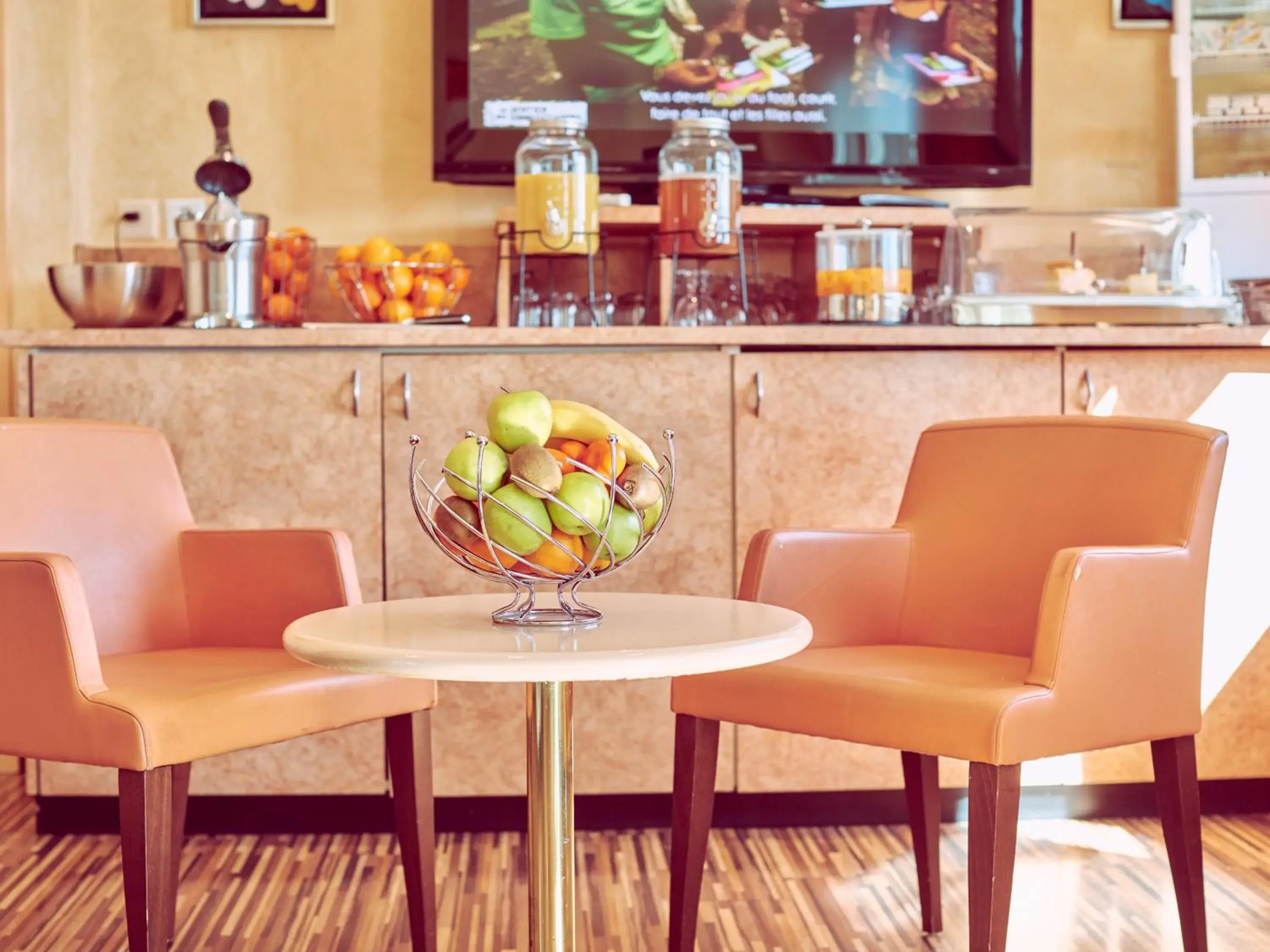 Breakfast in Hôtel Crystal Breakfast in Hôtel Crystal