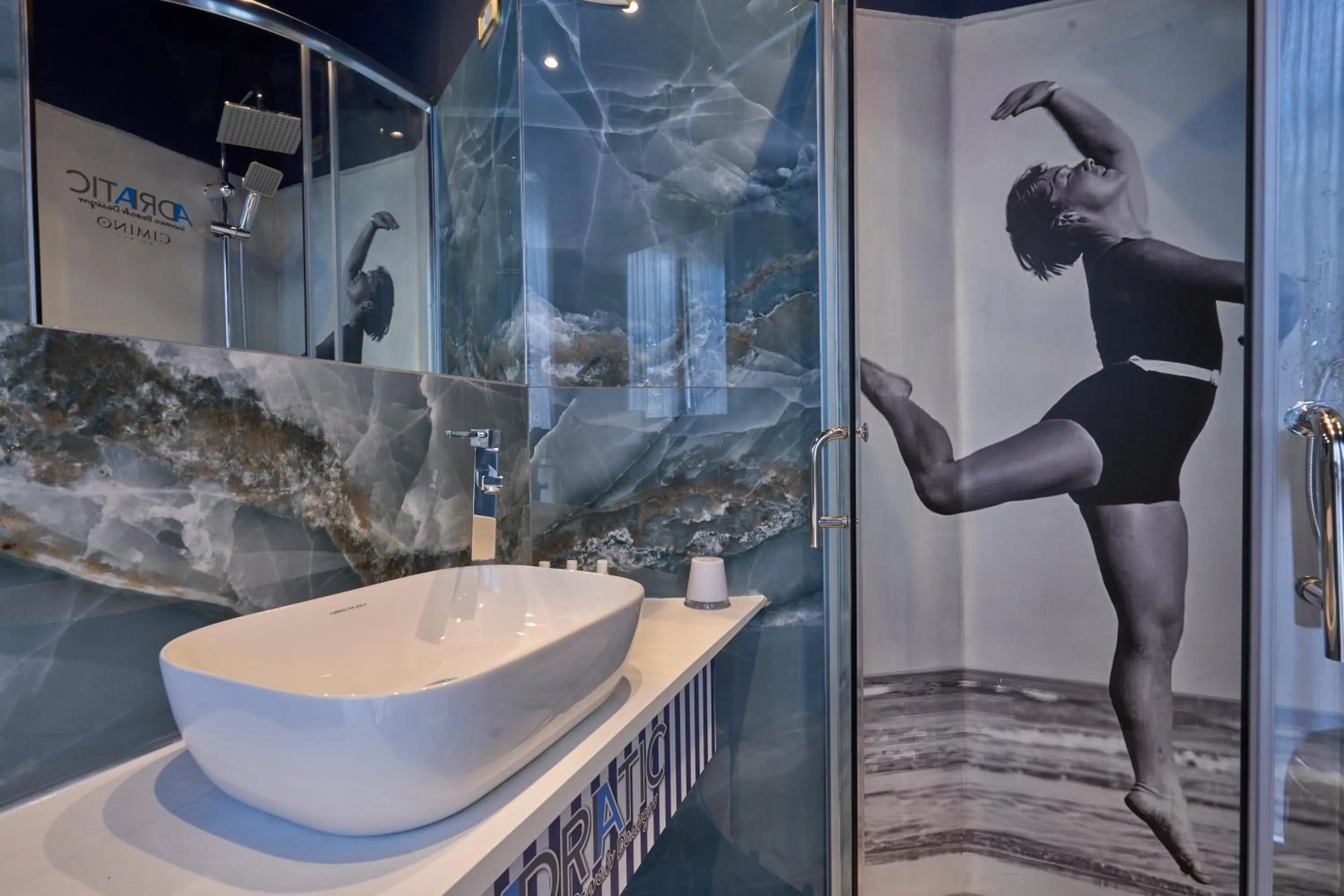 Bathroom in Hotel Adriatica sul Mare