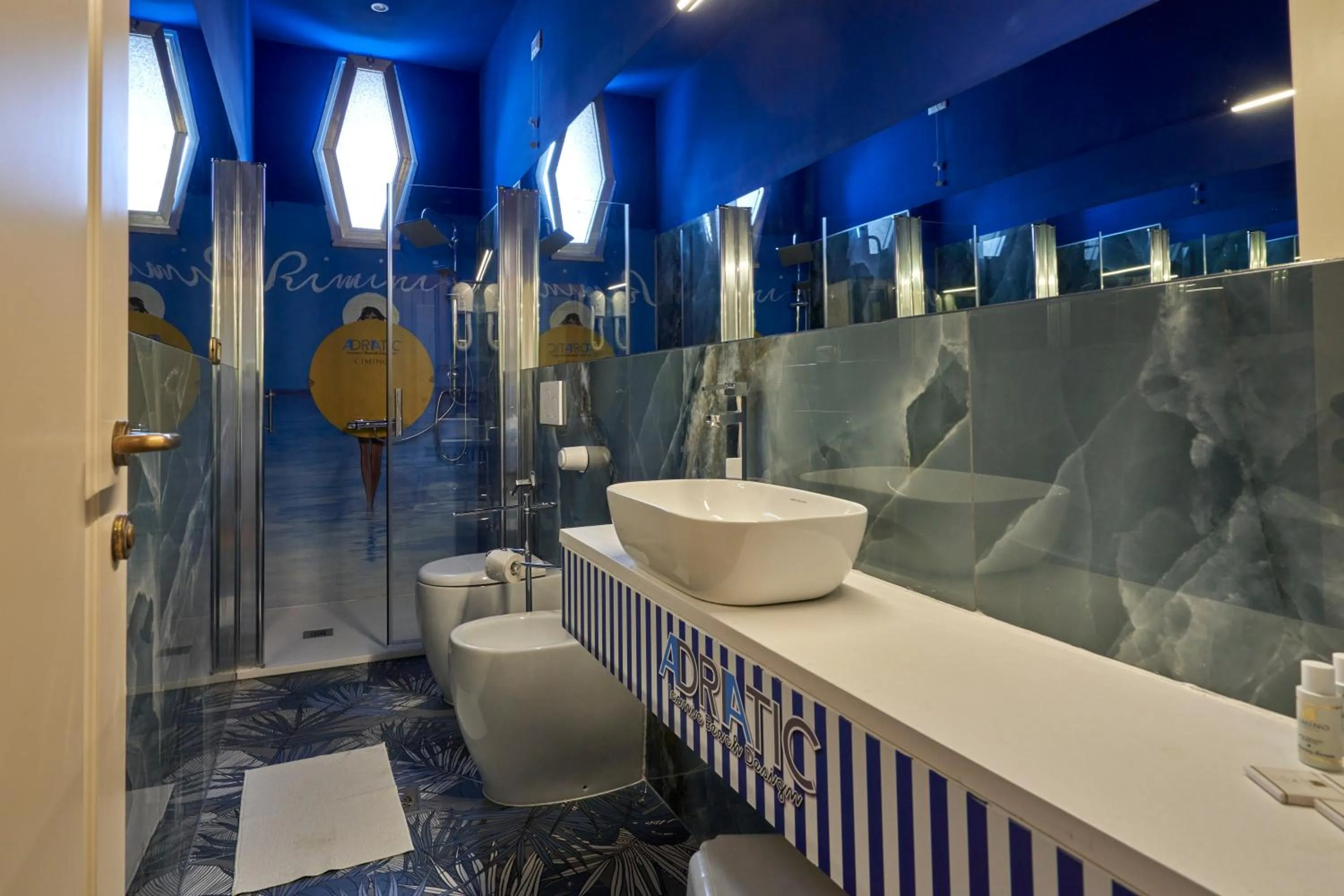 Shower in Hotel Adriatica sul Mare