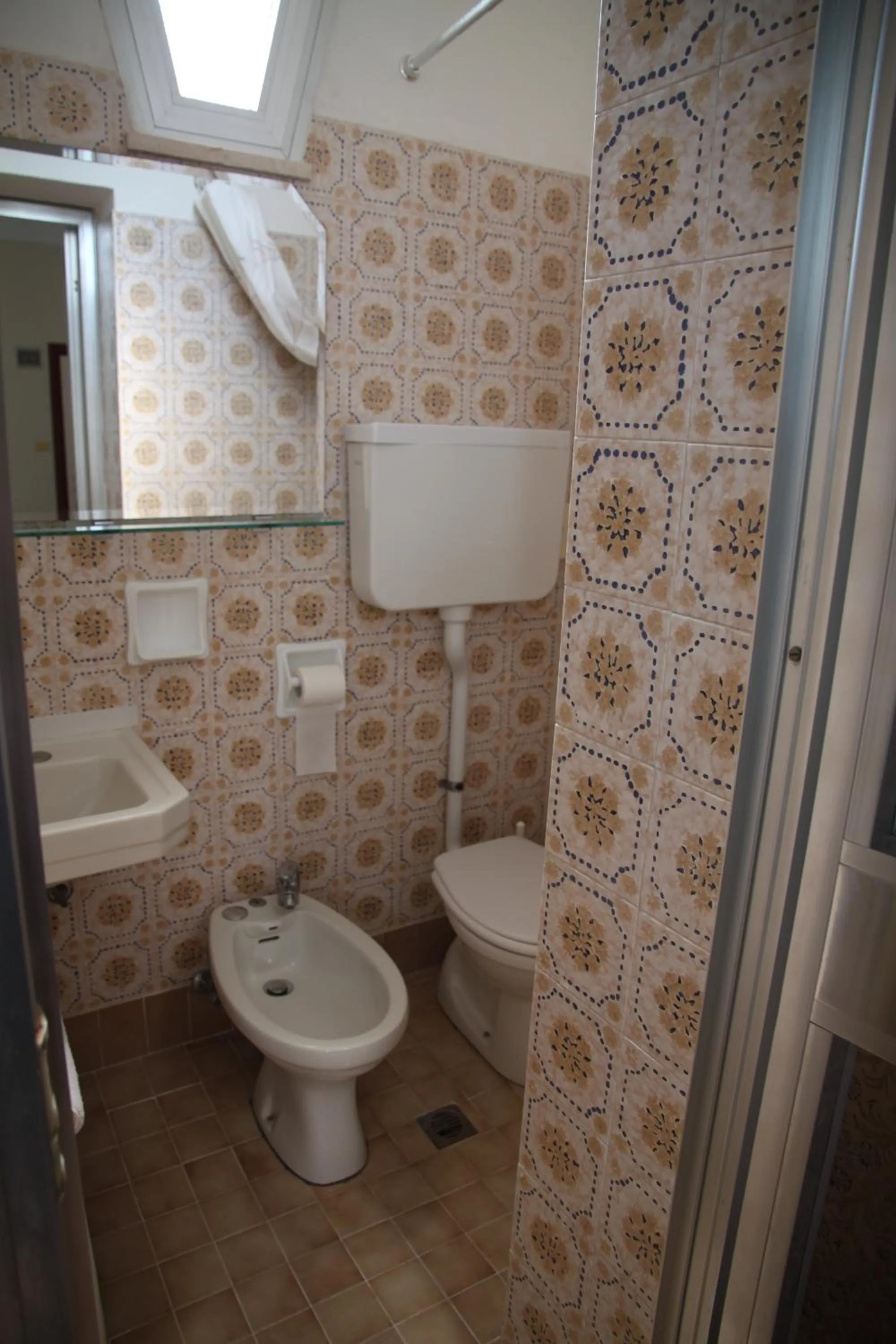 Shower in Hotel Adriatica sul Mare