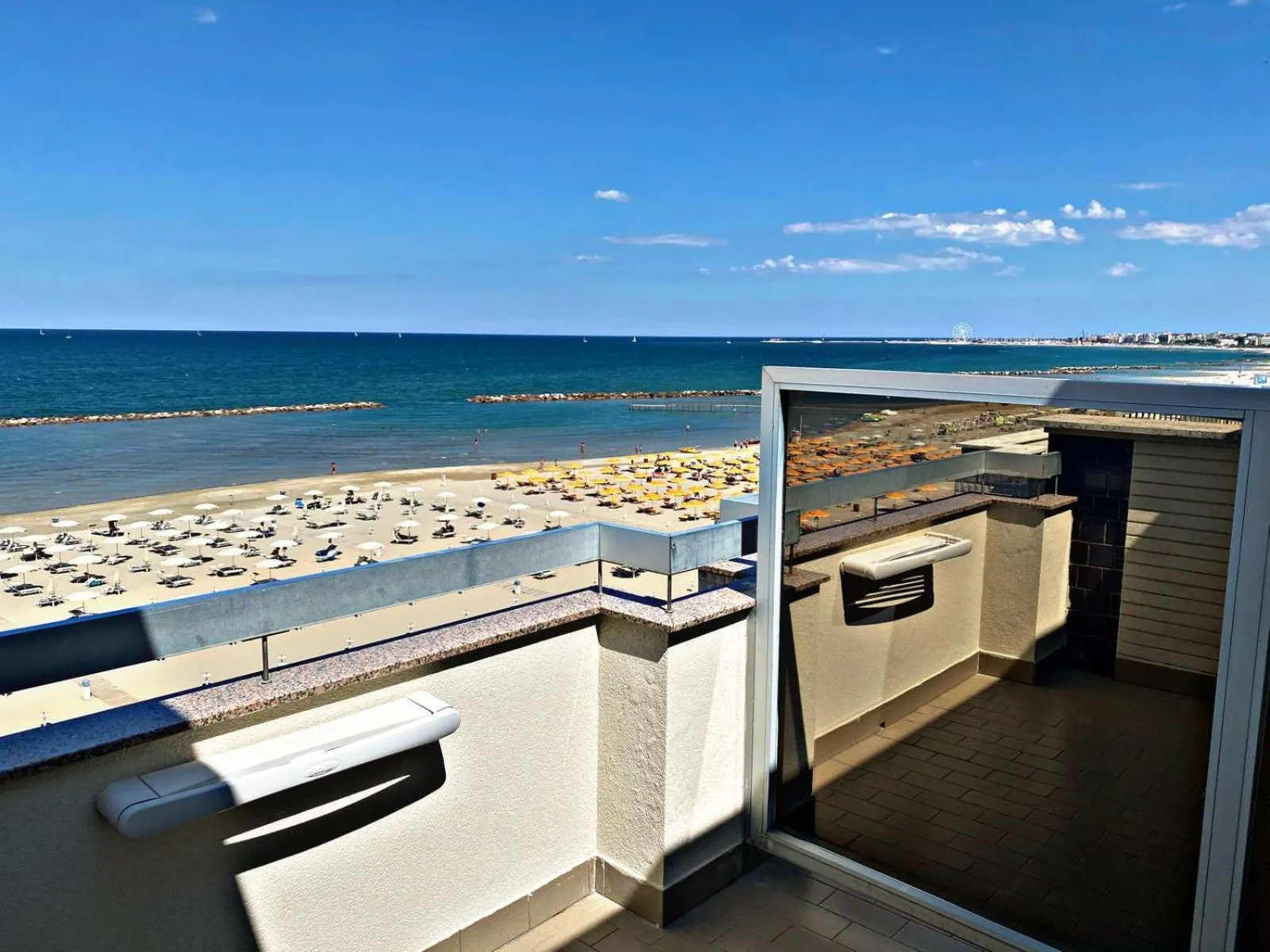 Balcony/Terrace in Hotel Adriatica sul Mare