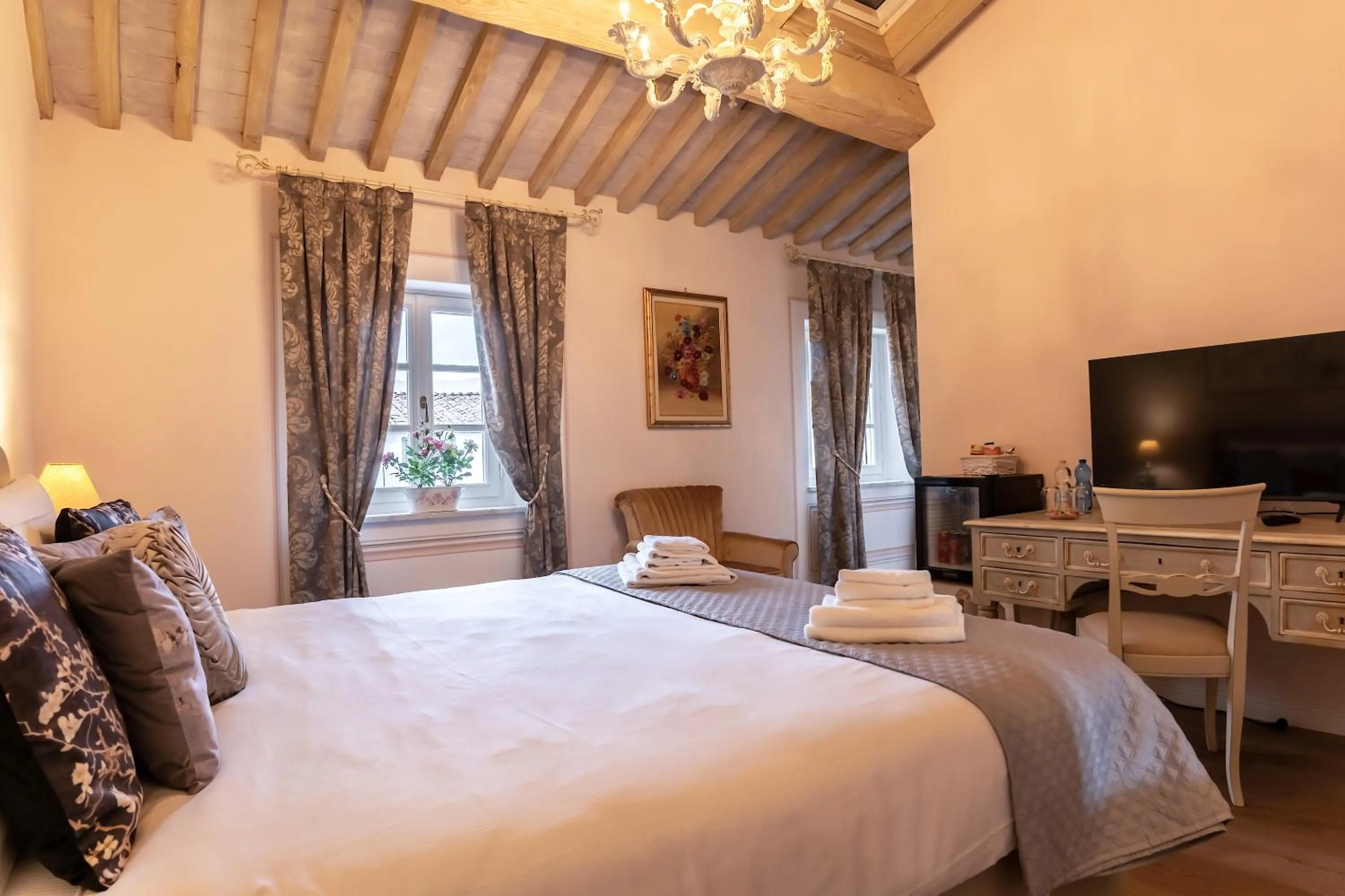 Photo of the whole room, Bed in Villa La Preziosa