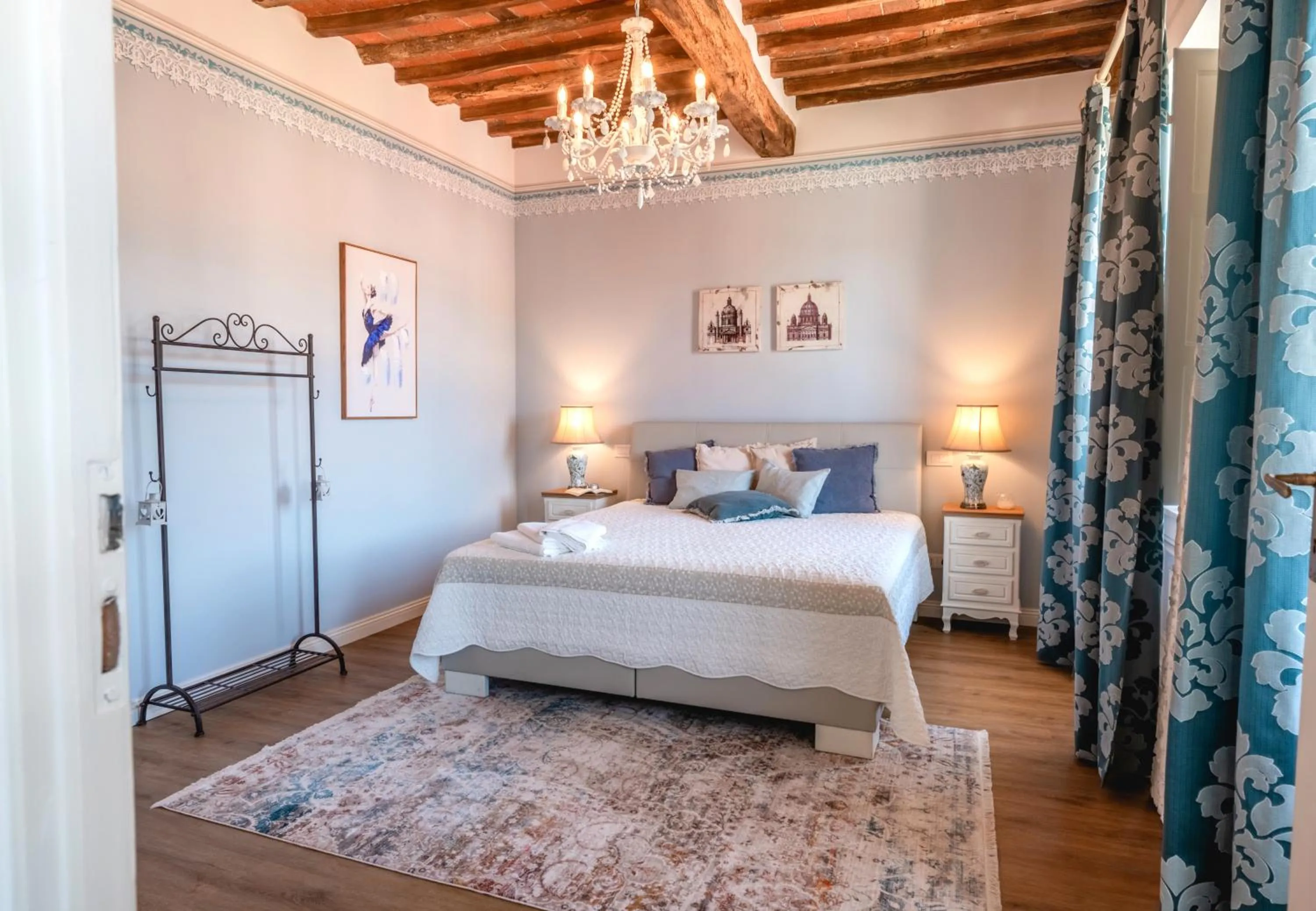 Photo of the whole room, Bed in Villa La Preziosa