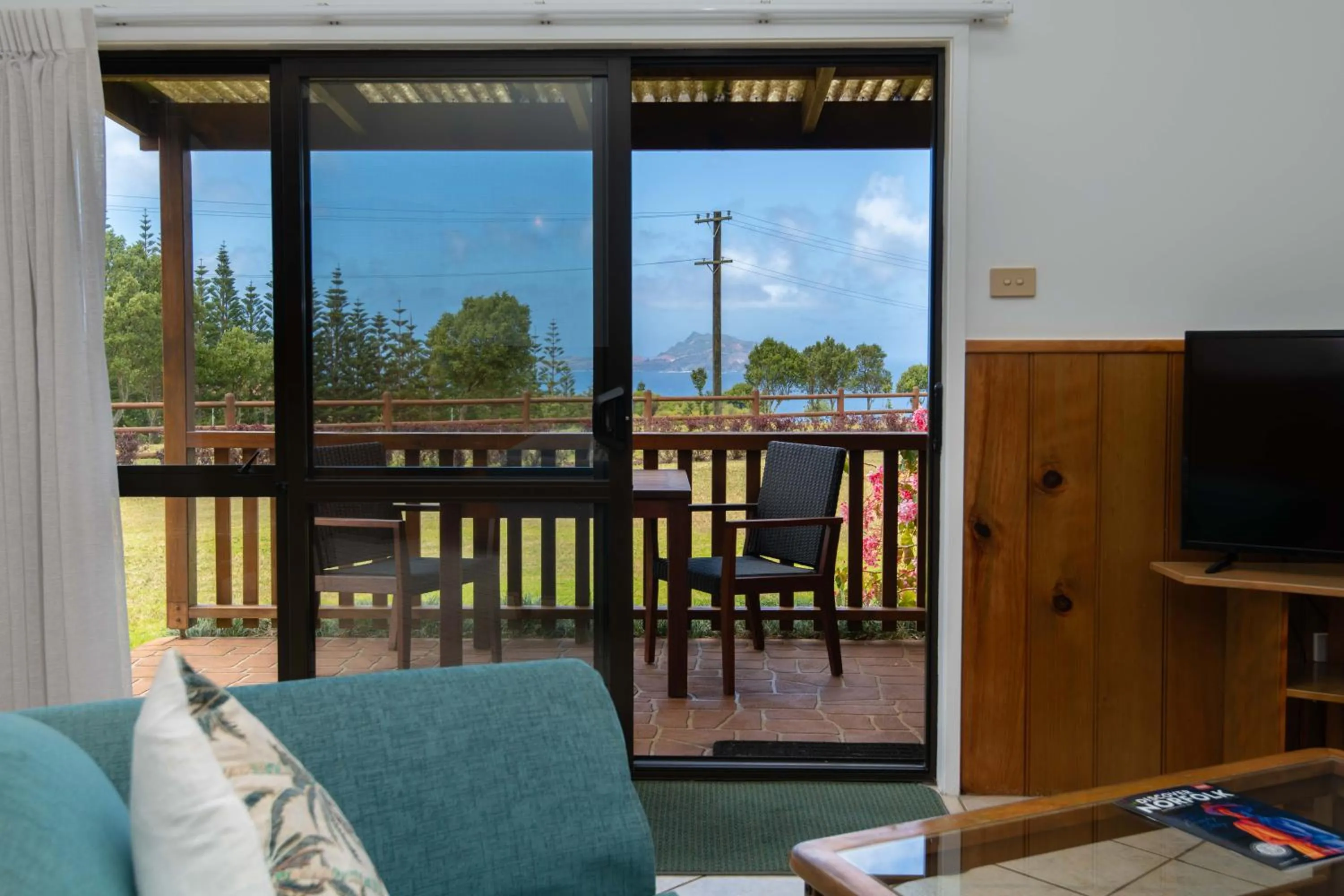 Living room in Ocean Breeze Cottages