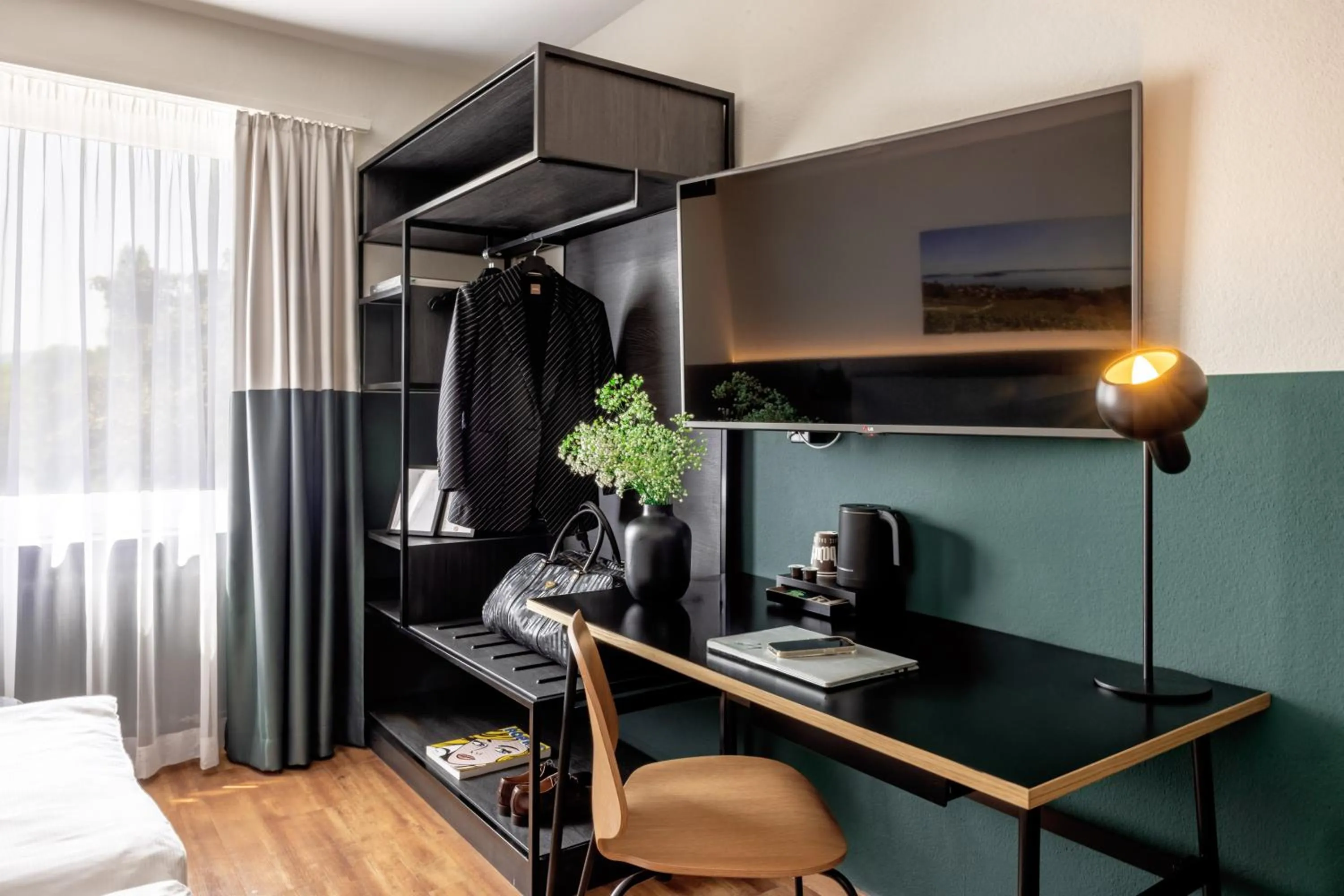 wardrobe in City Hotel Biel Bienne Free Parking