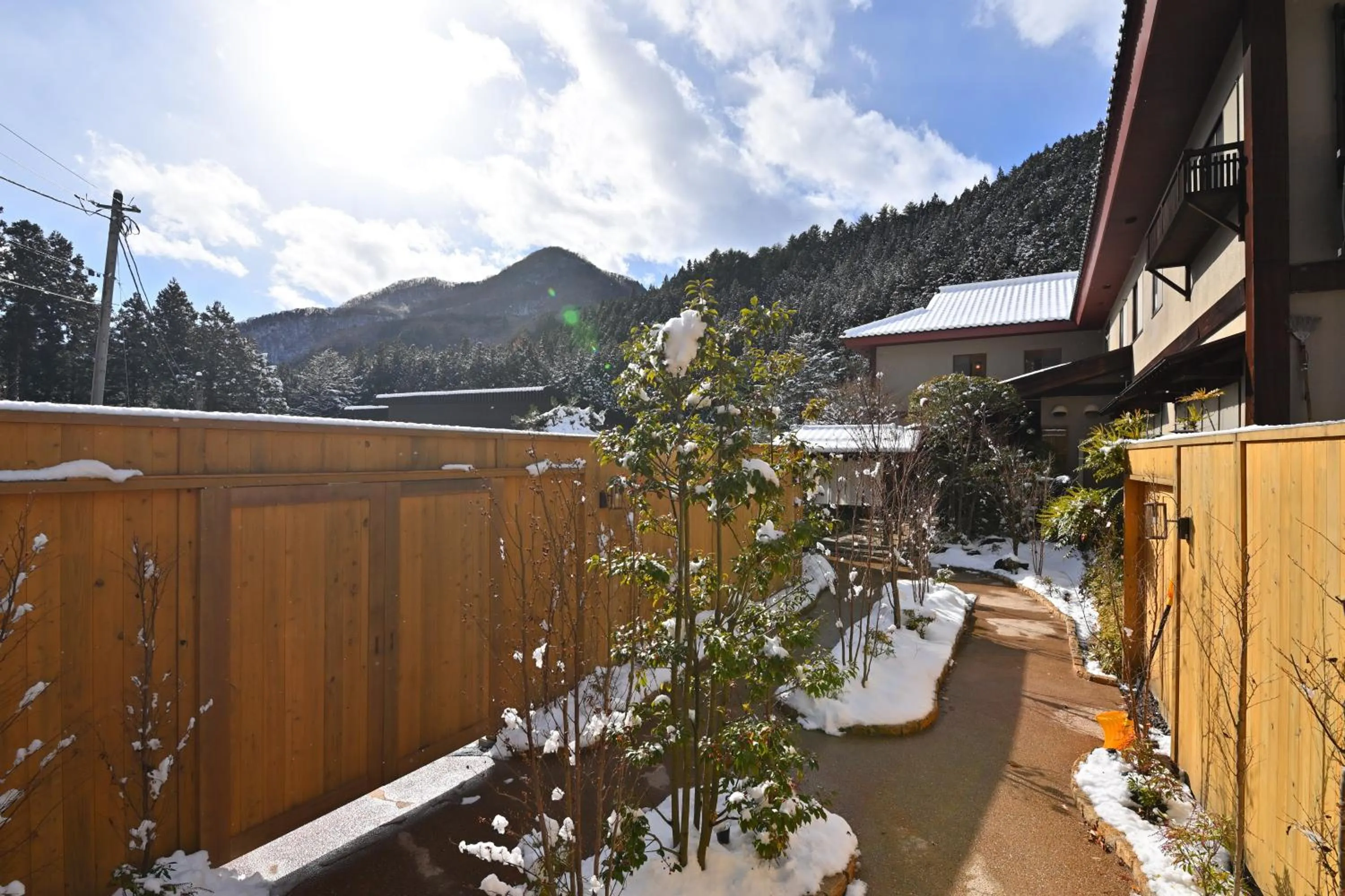 Area and facilities in Shima Onsen Yoshimoto