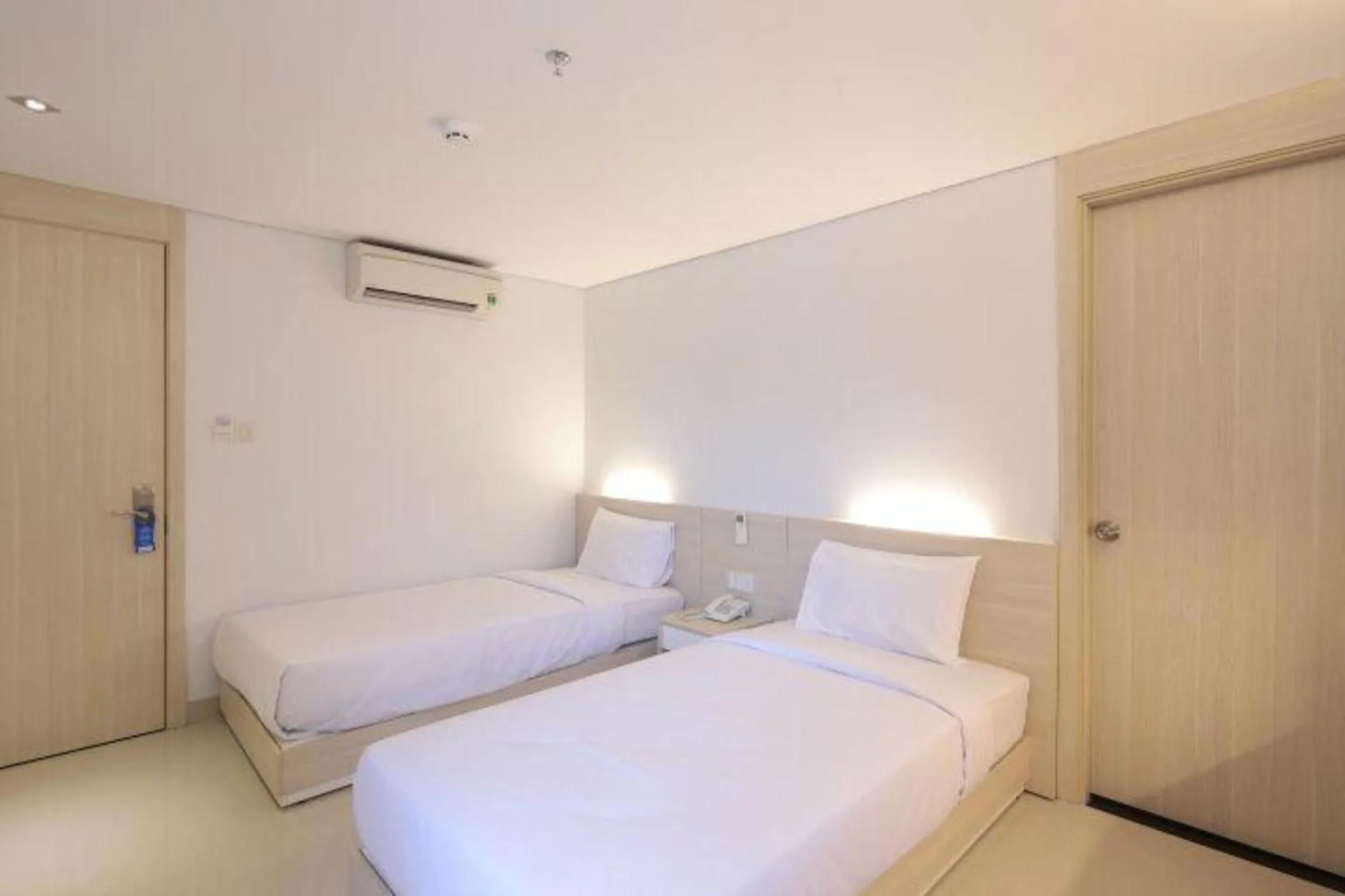 Bed in Tristar Hotel