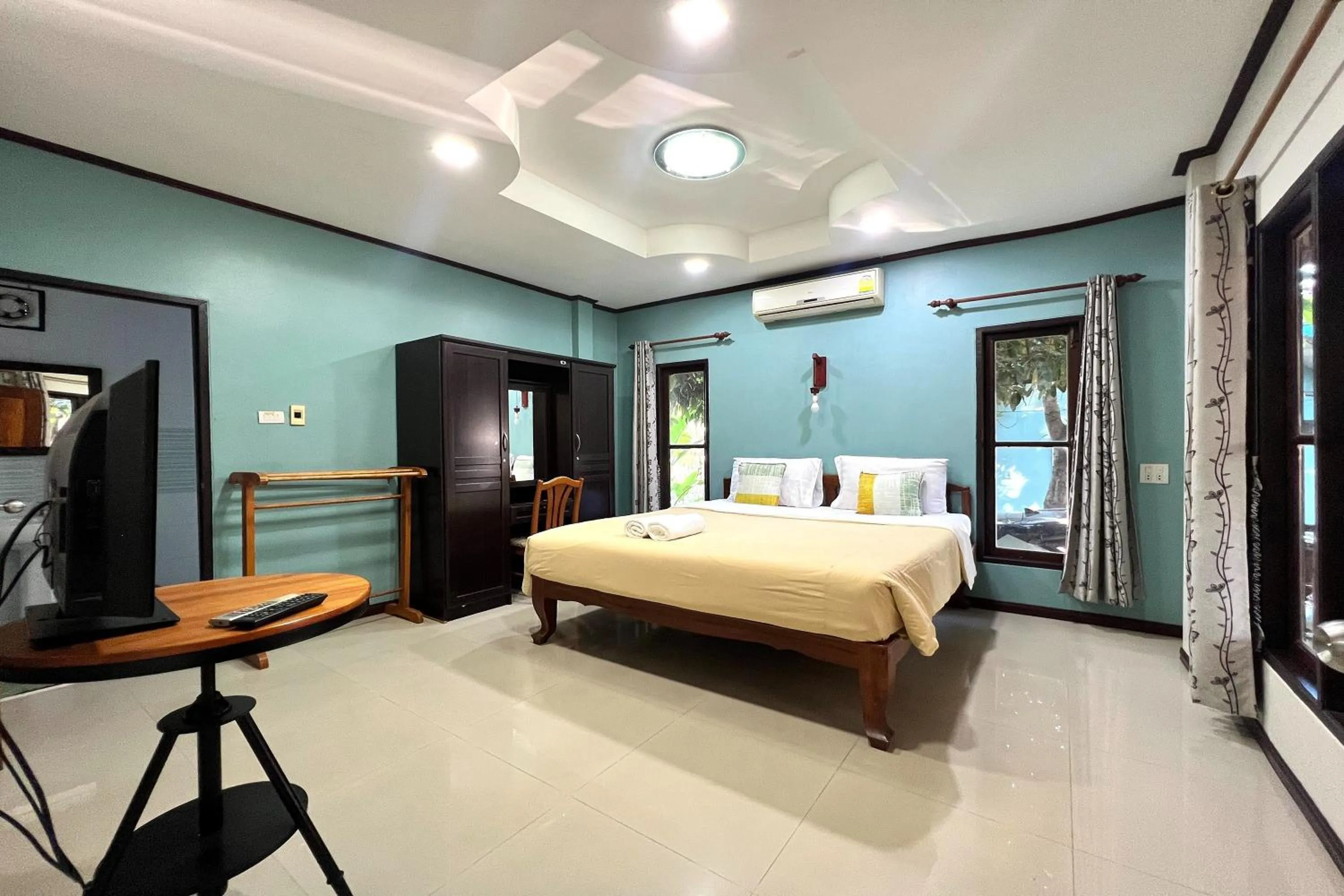 Bed in Saithong Resort