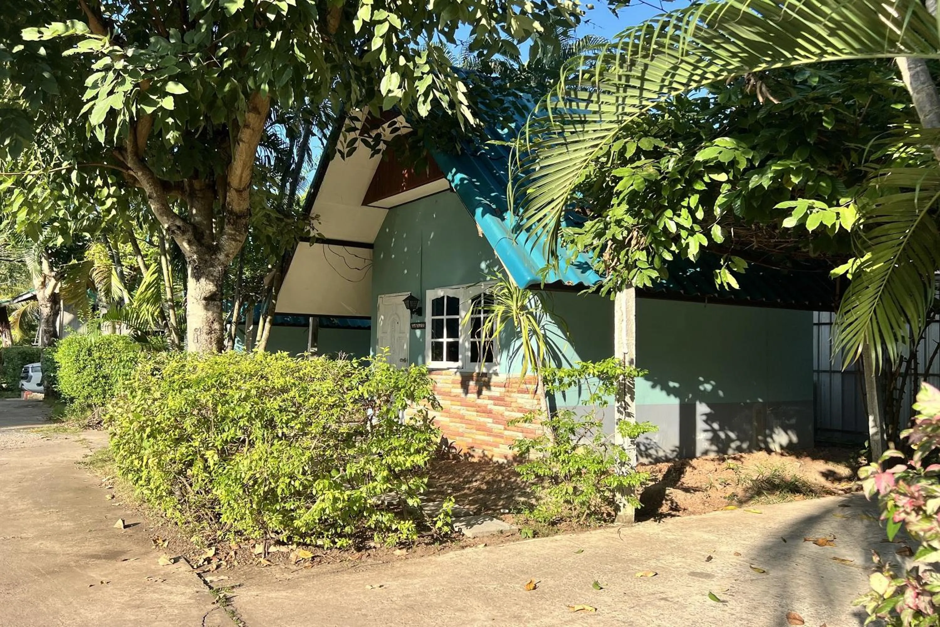 Property building in Saithong Resort