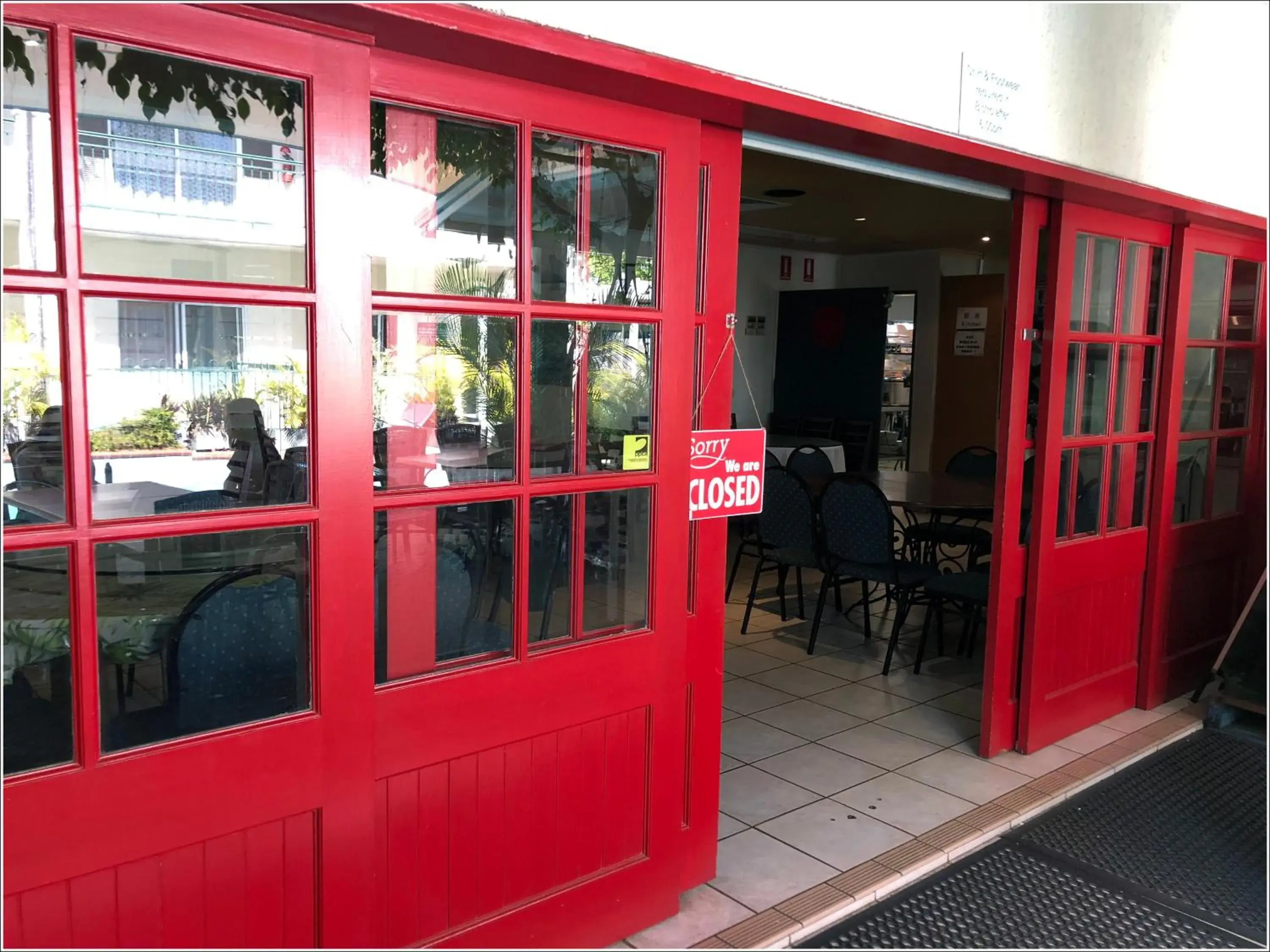 Restaurant/places to eat in Crystal Garden Resort & Restaurant Restaurant/places to eat in Crystal Garden Resort & Restaurant