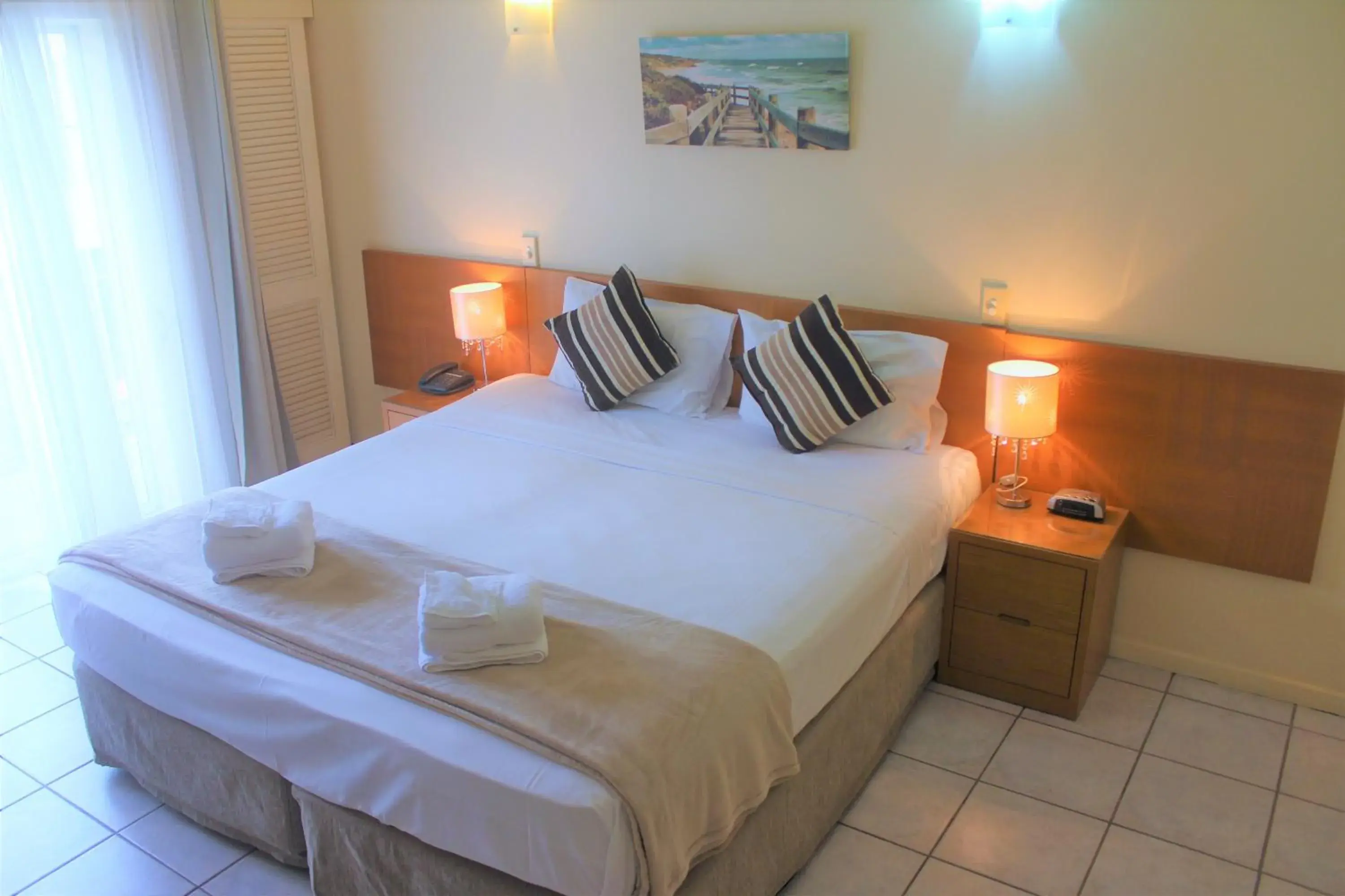 Bedroom, Bed in Crystal Garden Resort & Restaurant Bedroom, Bed in Crystal Garden Resort & Restaurant