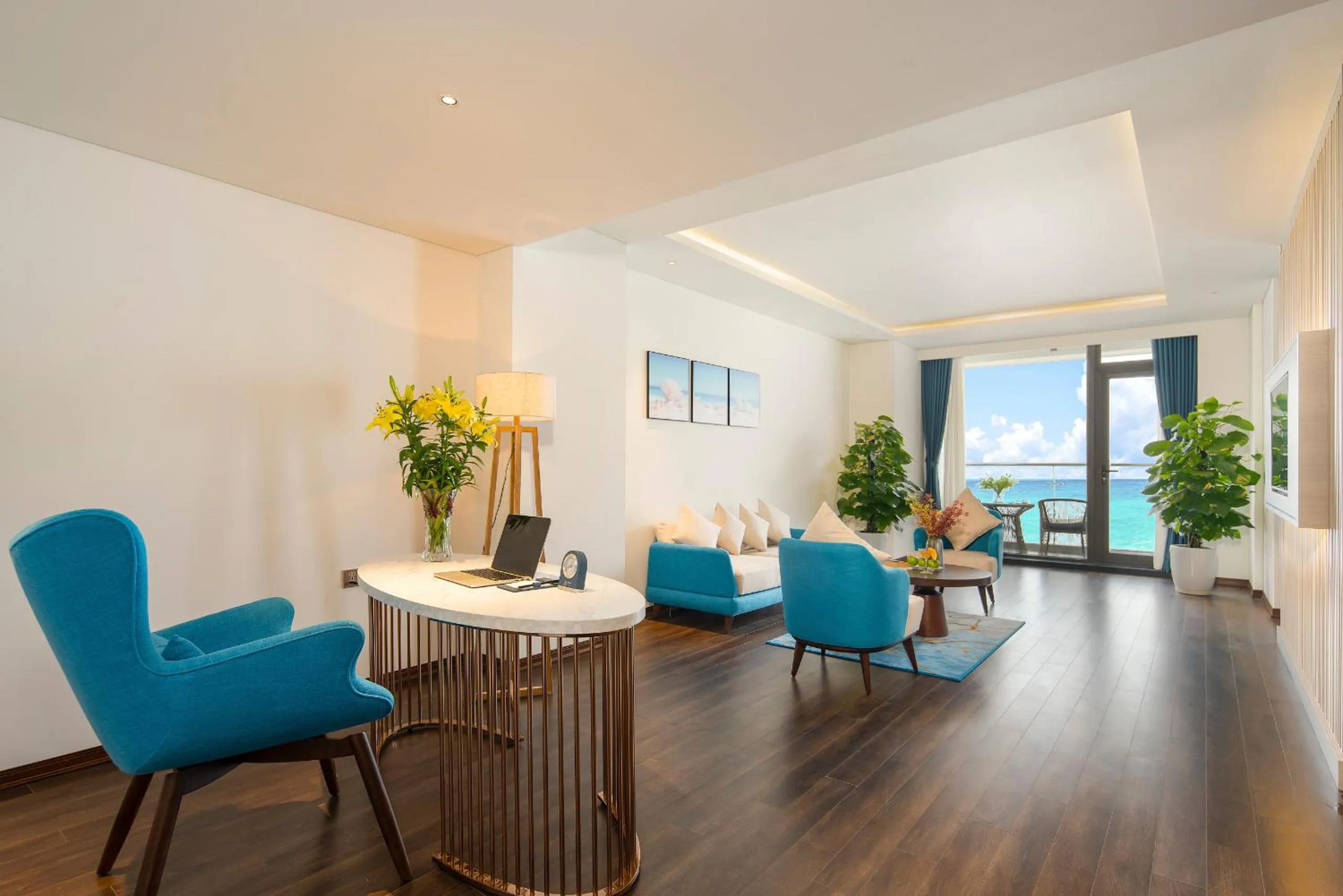 Living room in Canvas Danang Beach Hotel