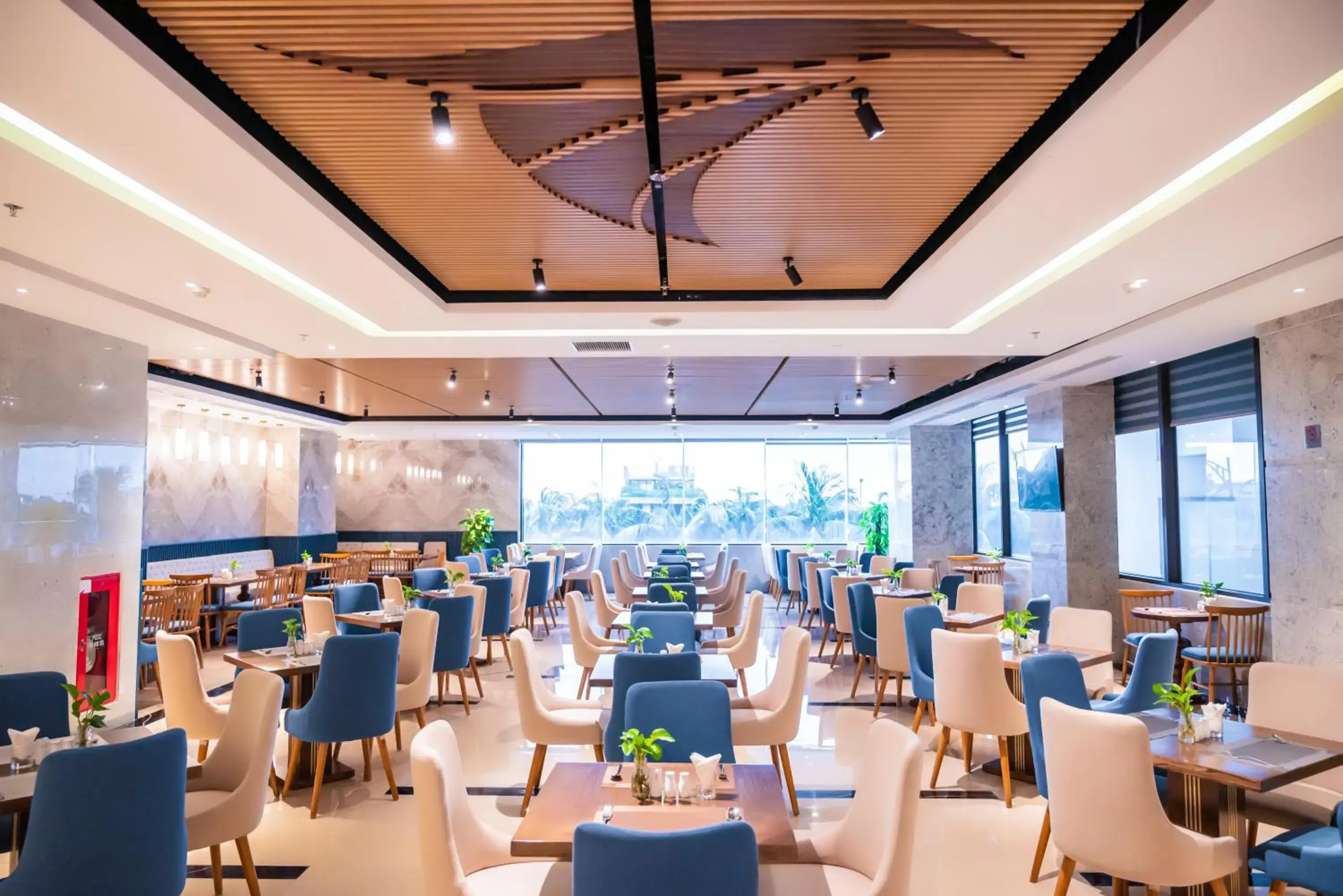 Restaurant/places to eat in Canvas Danang Beach Hotel Restaurant/places to eat in Canvas Danang Beach Hotel